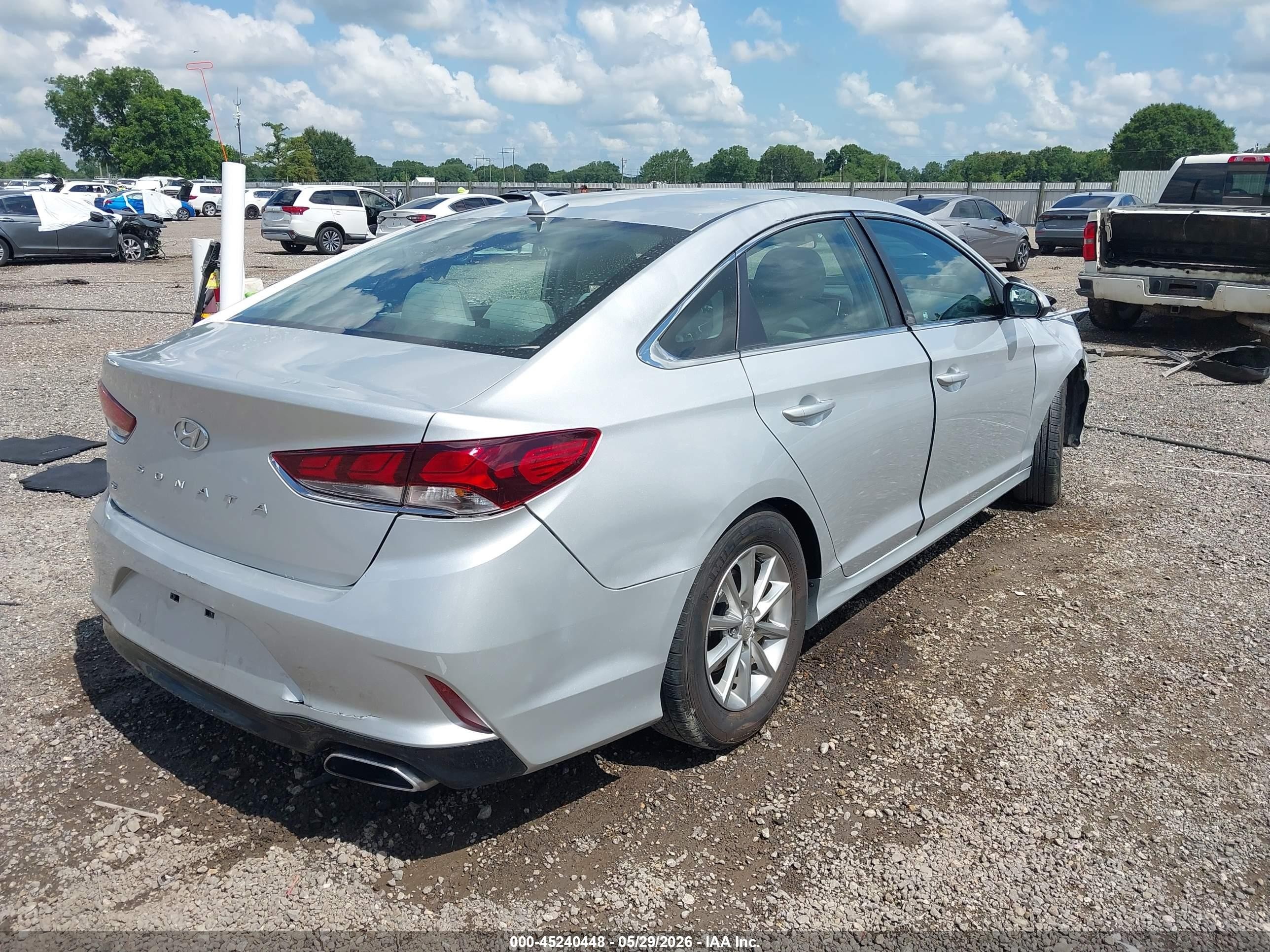 2018 Hyundai Sonata Se Silver vin: 5NPE24AFXJH600703