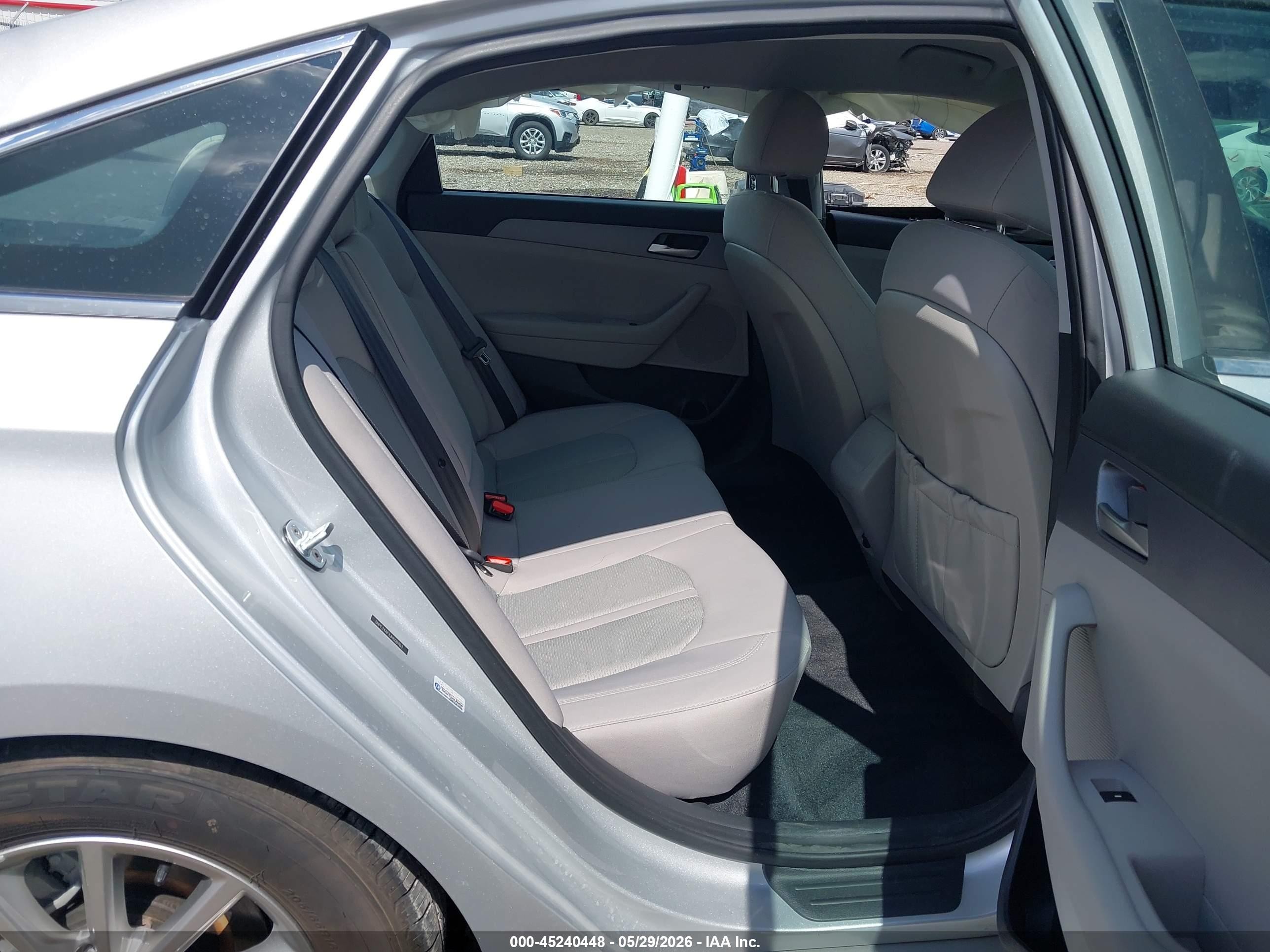2018 Hyundai Sonata Se Silver vin: 5NPE24AFXJH600703