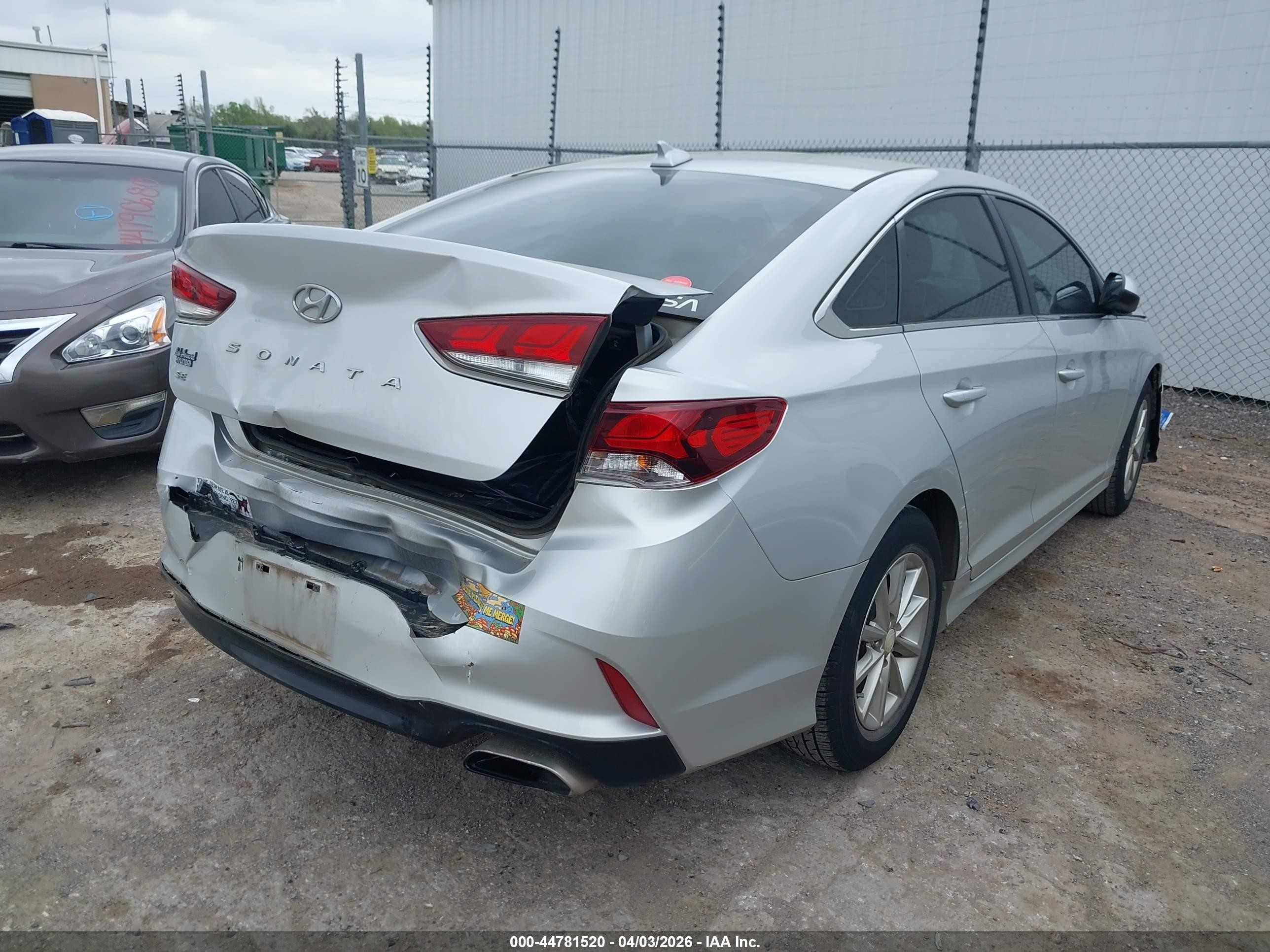 2018 Hyundai Sonata Se Silver vin: 5NPE24AFXJH721490