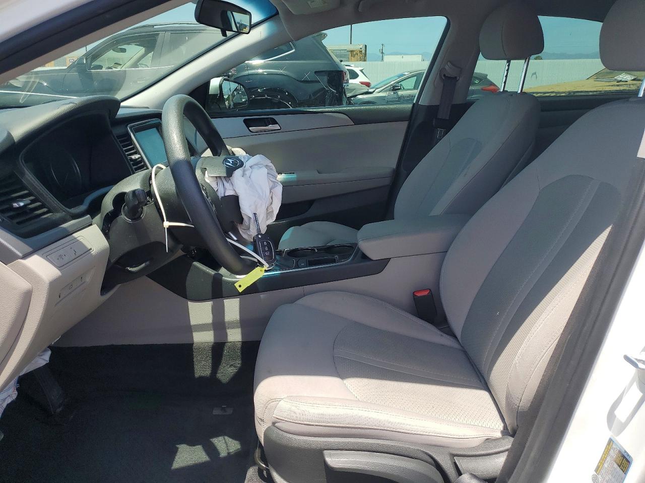 2019 Hyundai Sonata Se White vin: 5NPE24AFXKH778354