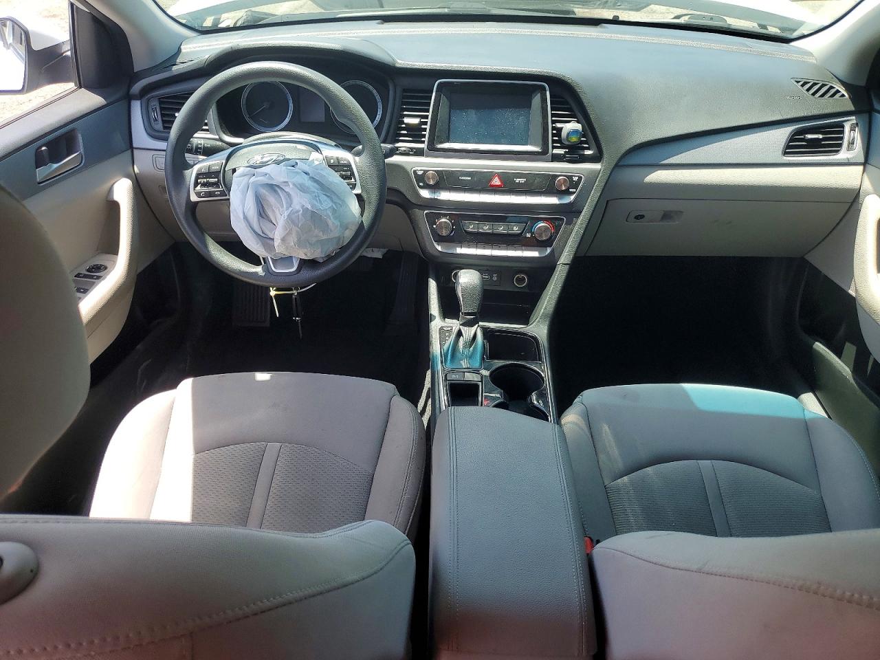 2019 Hyundai Sonata Se White vin: 5NPE24AFXKH778354
