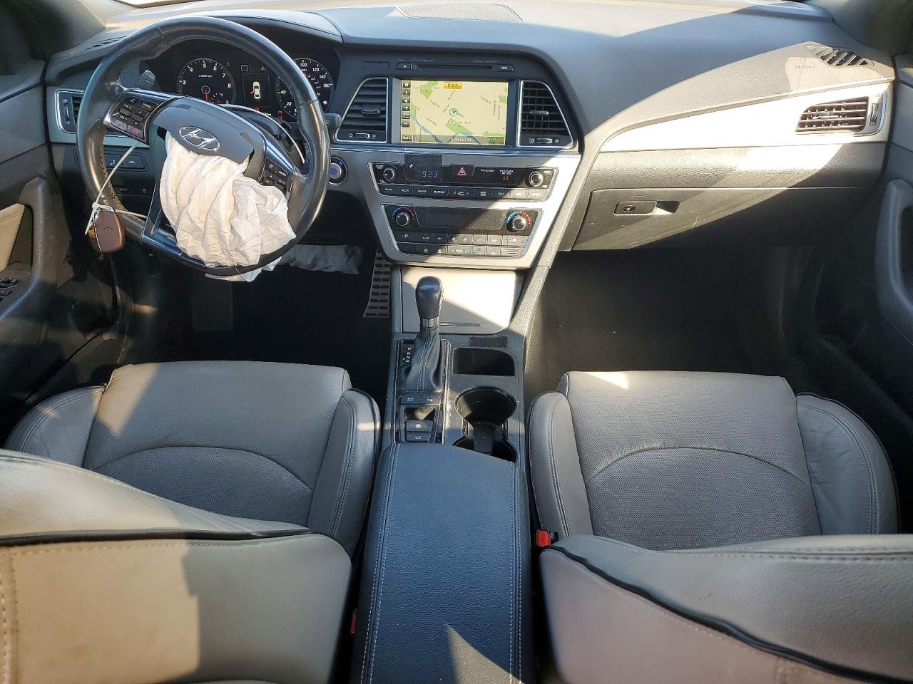 2015 Hyundai Sonata Sport 2.0t Silver vin: 5NPE34AB0FH071859