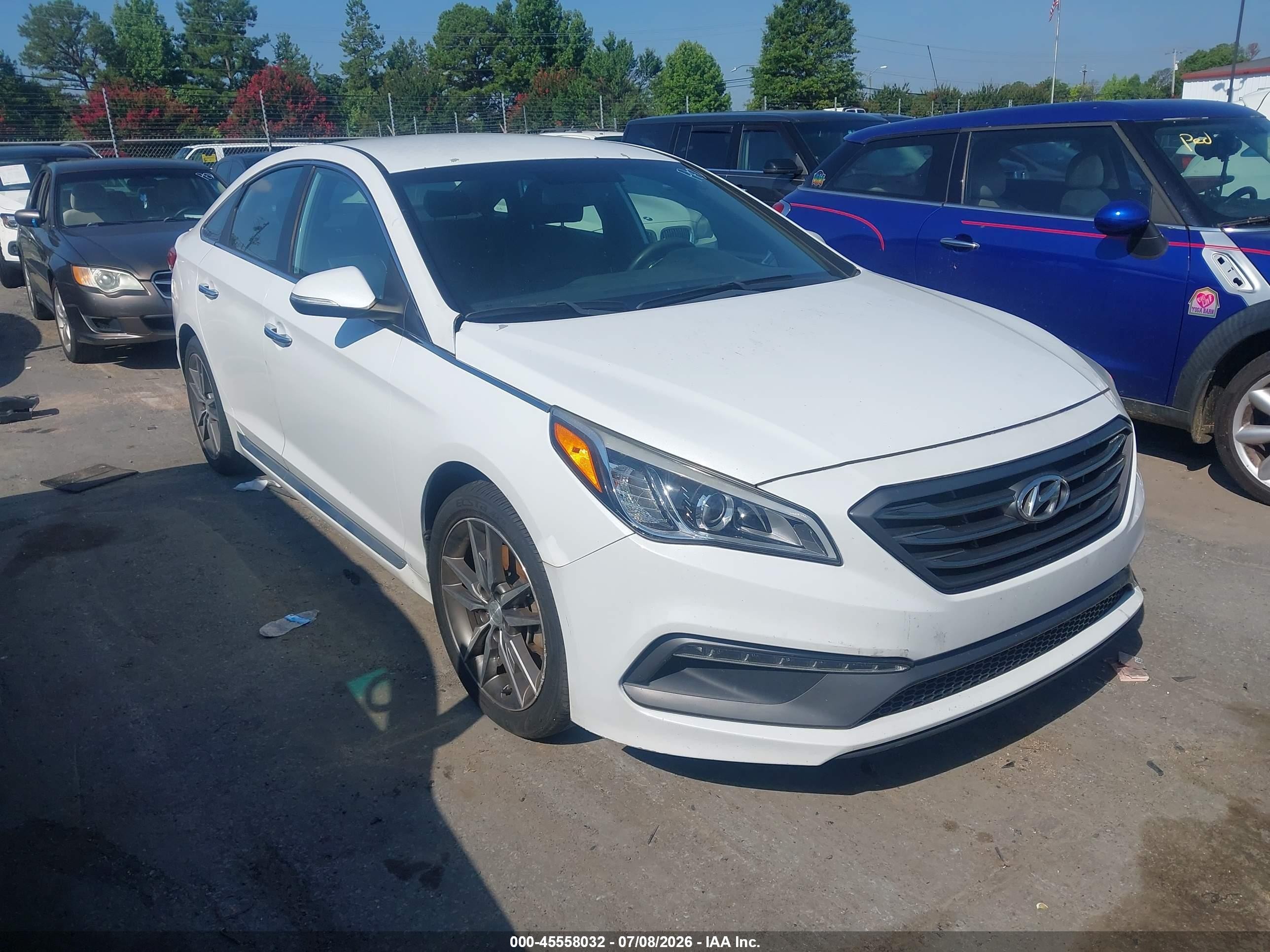 2015 Hyundai Sonata Sport 2.0t White vin: 5NPE34AB0FH073594