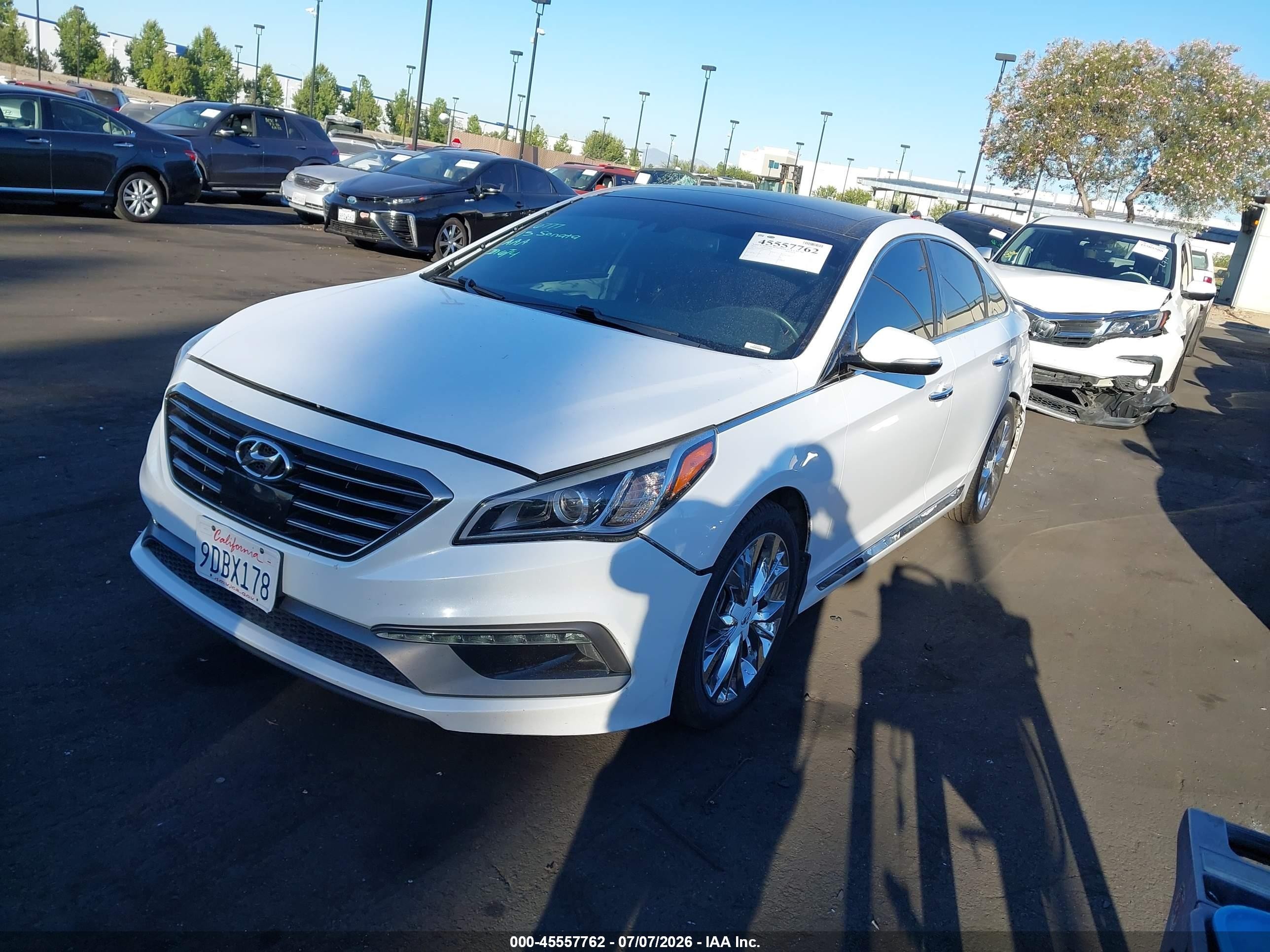 2015 Hyundai Sonata Limited 2.0t White vin: 5NPE34AB0FH167703