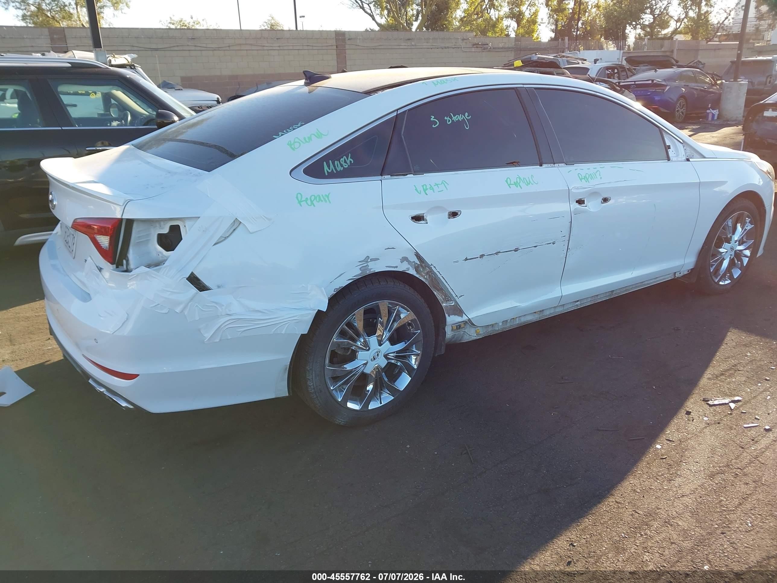 2015 Hyundai Sonata Limited 2.0t White vin: 5NPE34AB0FH167703