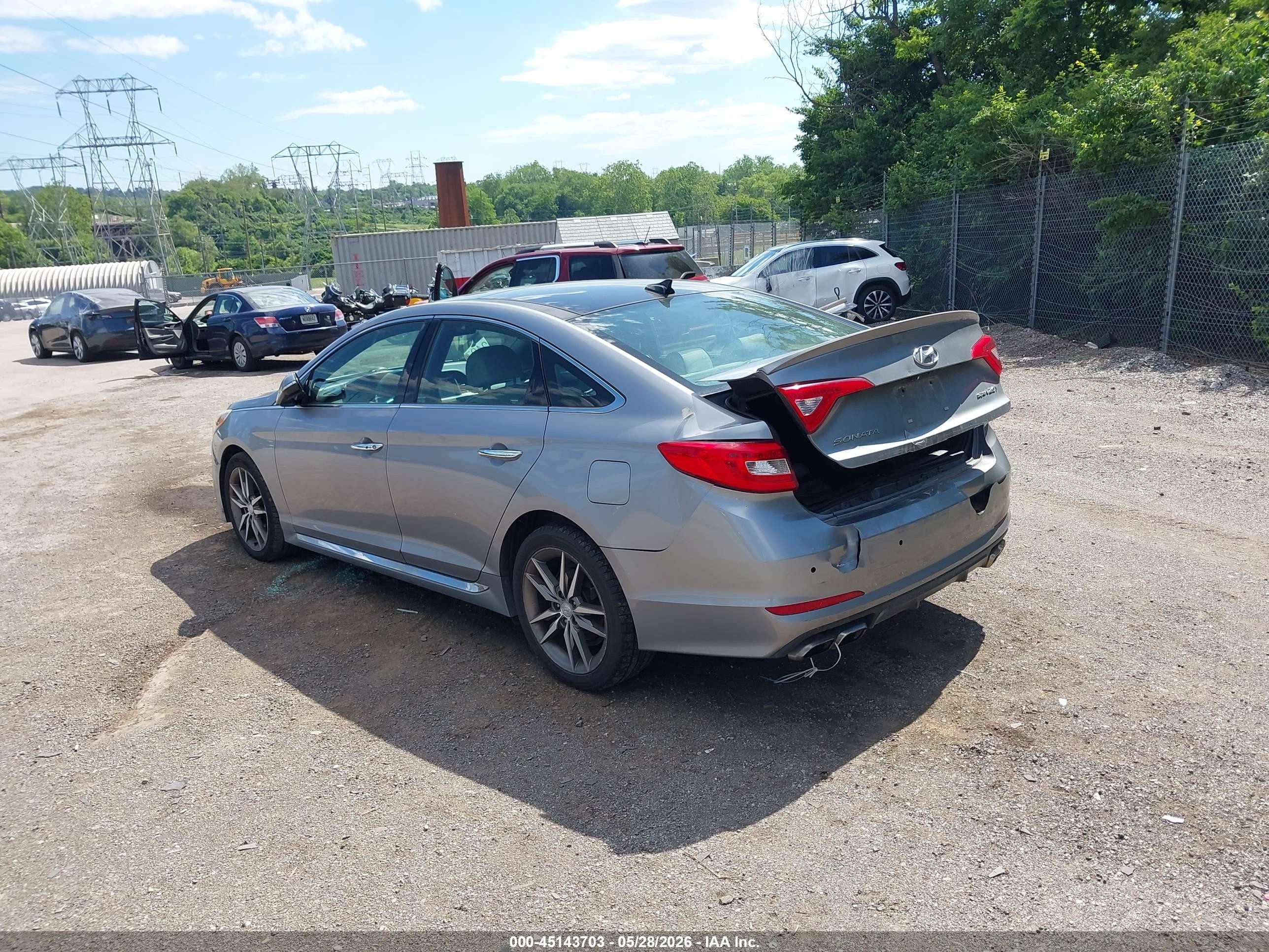 2015 Hyundai Sonata Sport 2.0t Серый vin: 5NPE34AB1FH038580