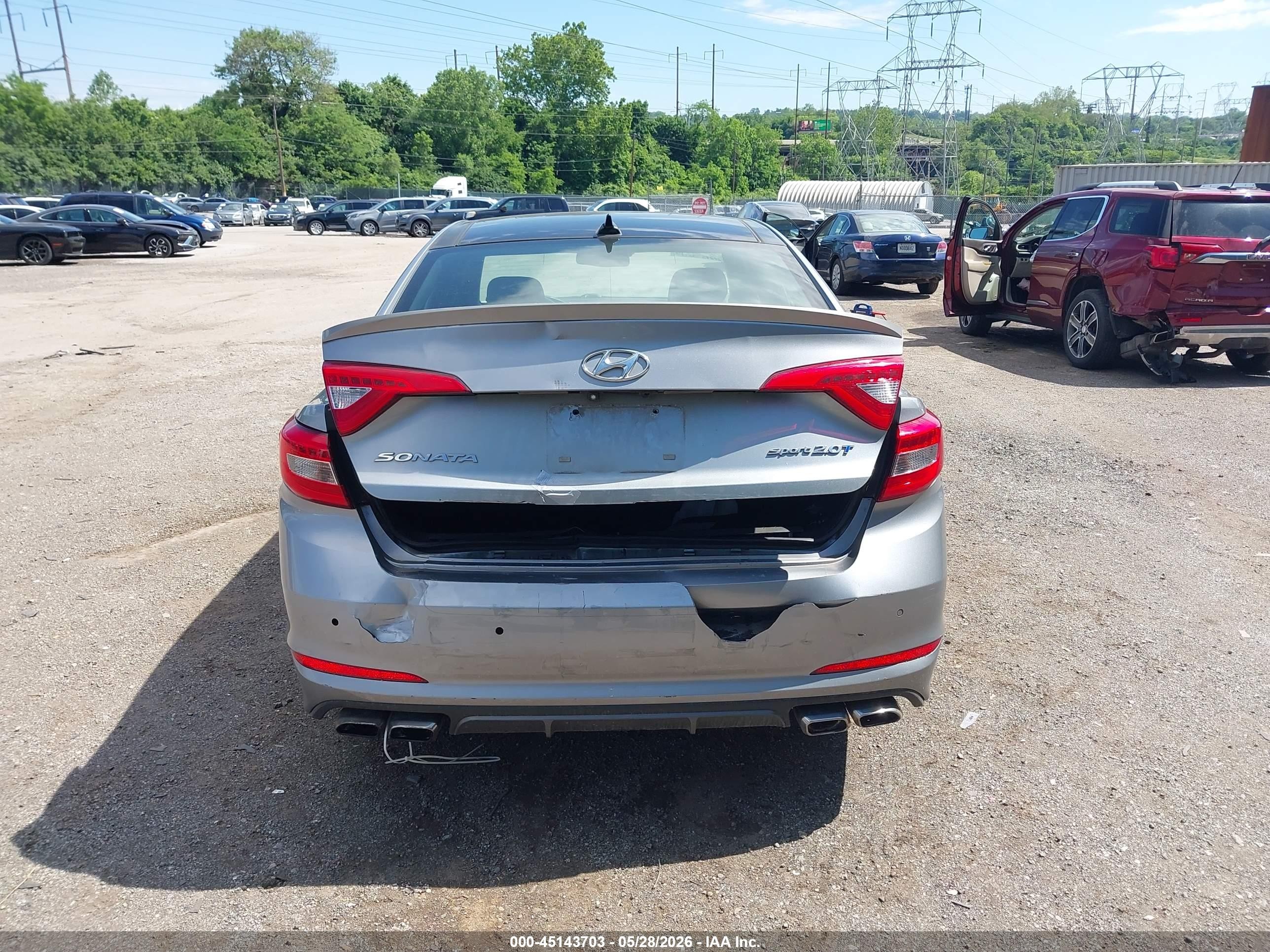 2015 Hyundai Sonata Sport 2.0t Серый vin: 5NPE34AB1FH038580