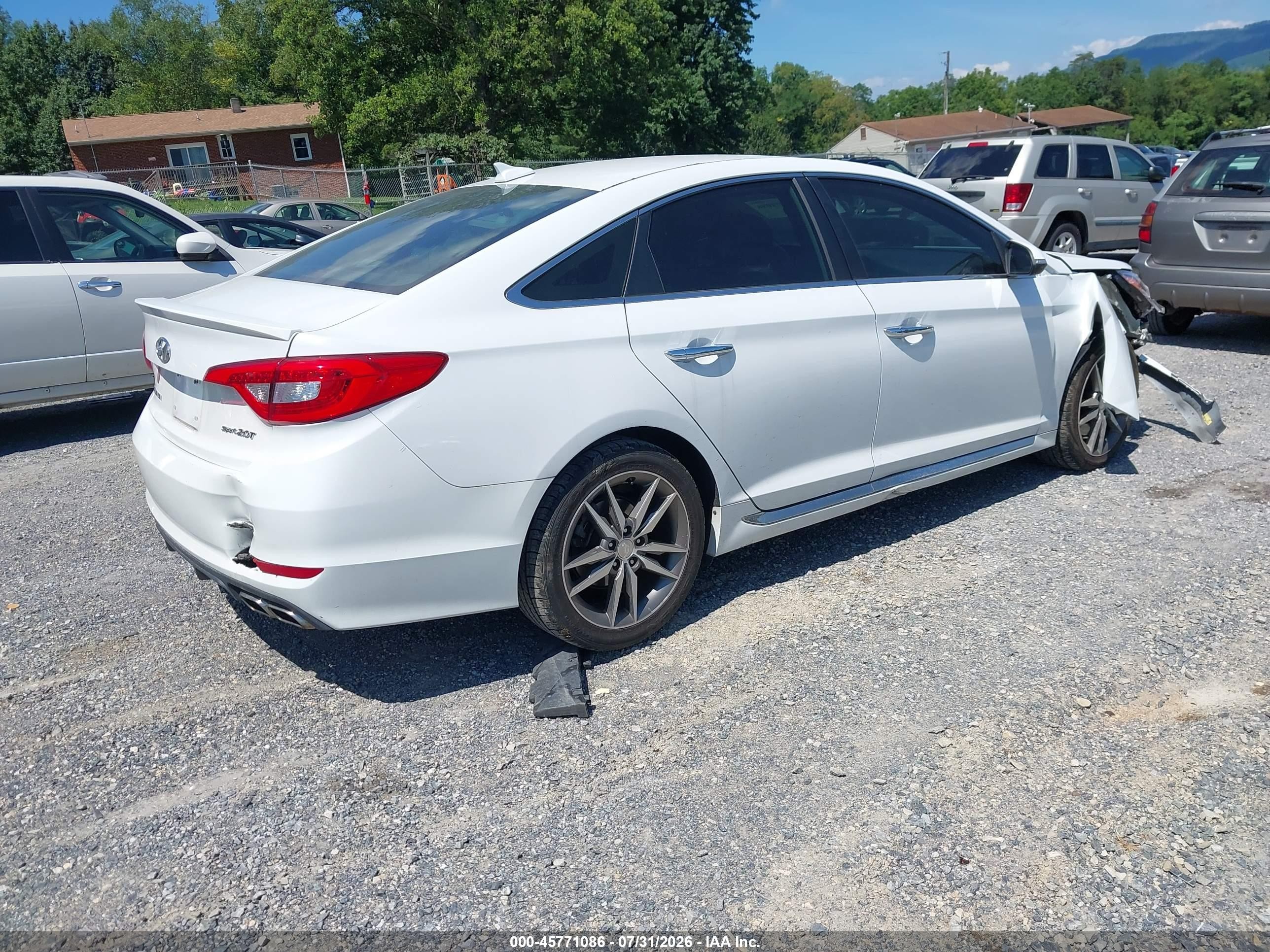 2015 Hyundai Sonata Sport 2.0t White vin: 5NPE34AB1FH090968