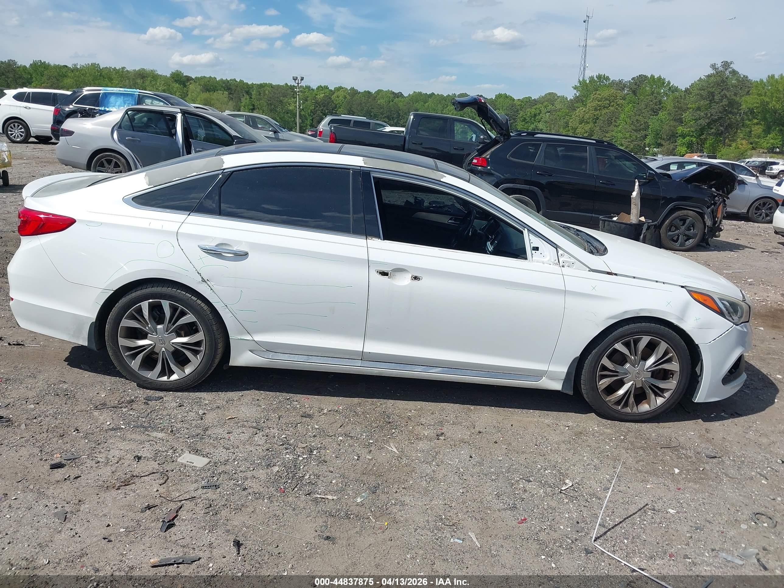 2015 Hyundai Sonata Limited 2.0t White vin: 5NPE34AB1FH115397