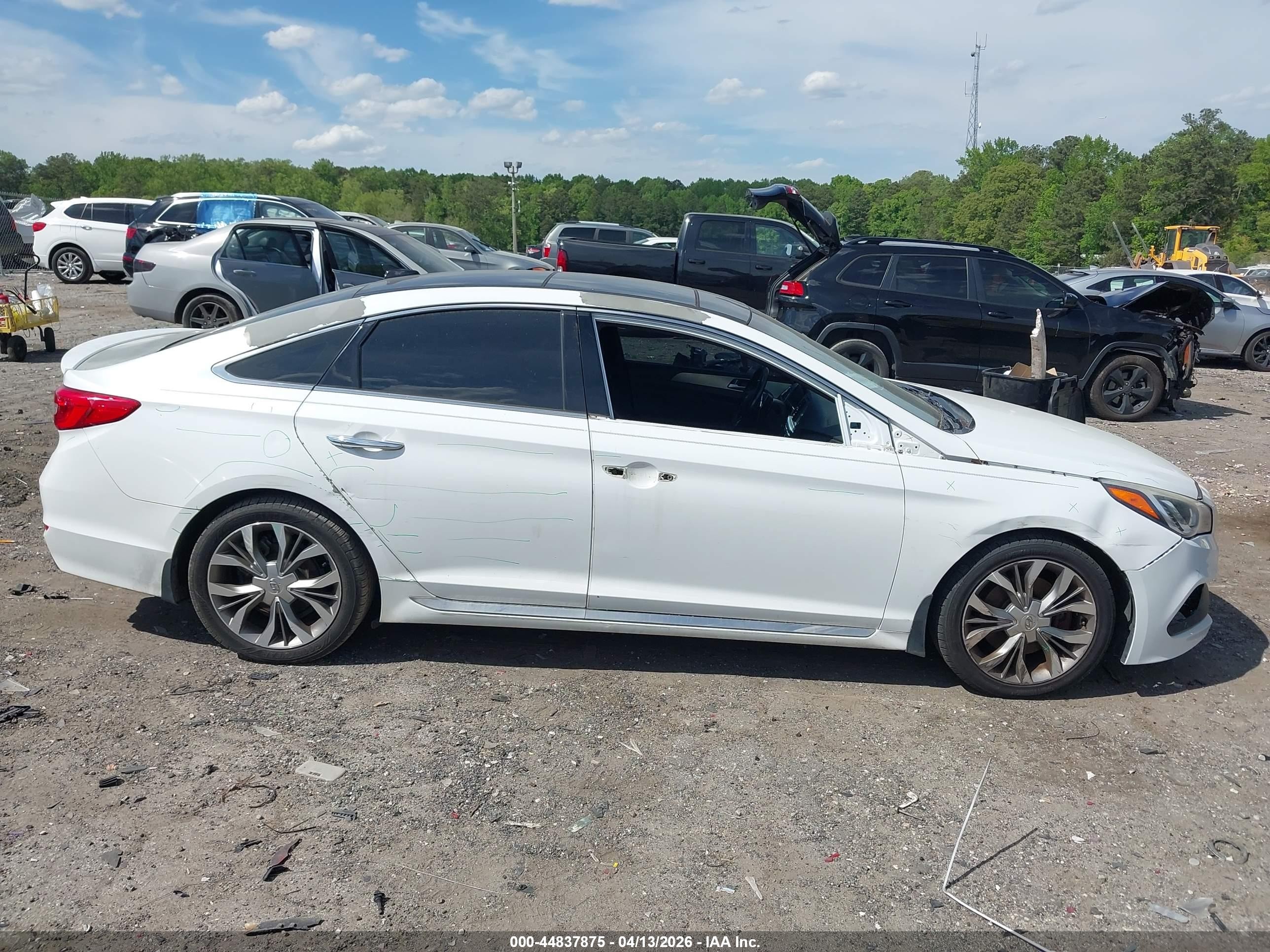 2015 Hyundai Sonata Limited 2.0t White vin: 5NPE34AB1FH115397