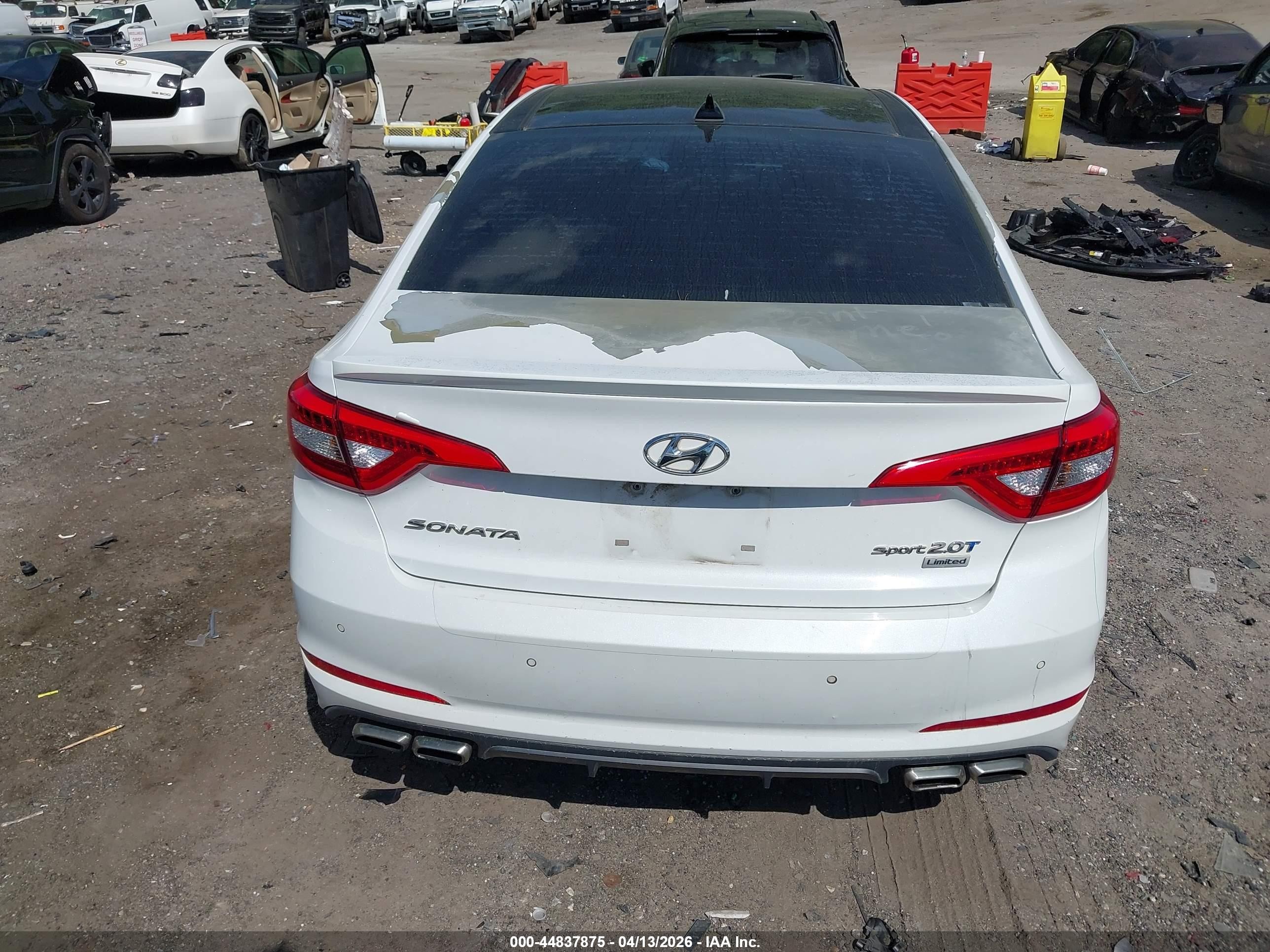 2015 Hyundai Sonata Limited 2.0t White vin: 5NPE34AB1FH115397