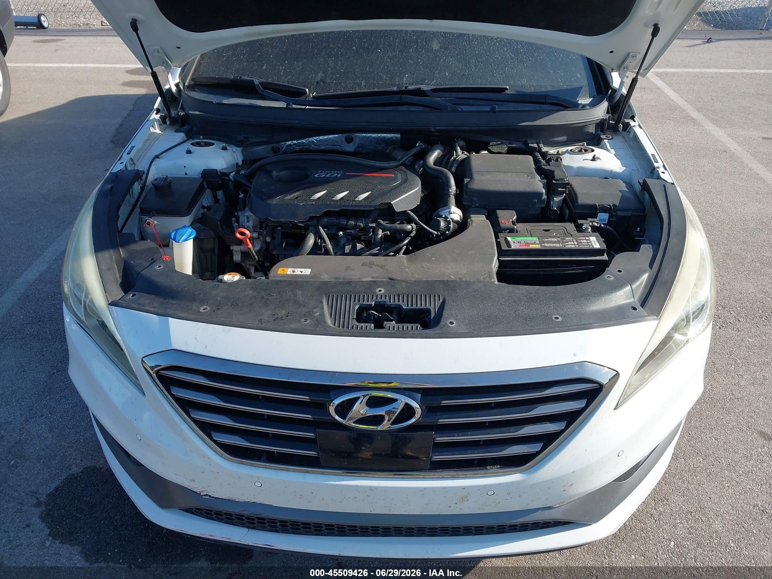 2015 Hyundai Sonata Limited 2.0t Белый vin: 5NPE34AB1FH163546
