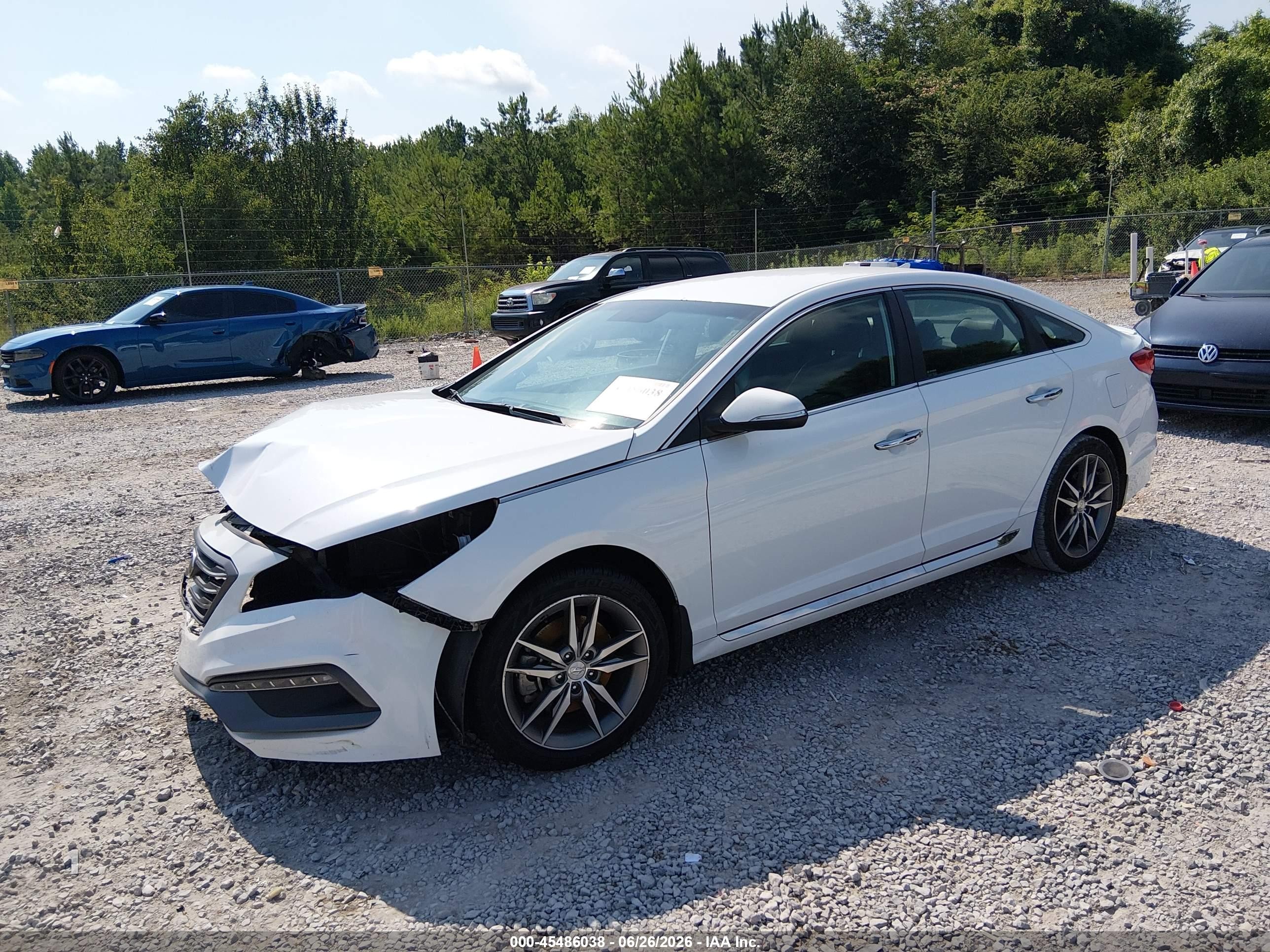 2015 Hyundai Sonata Sport 2.0t White vin: 5NPE34AB1FH184249