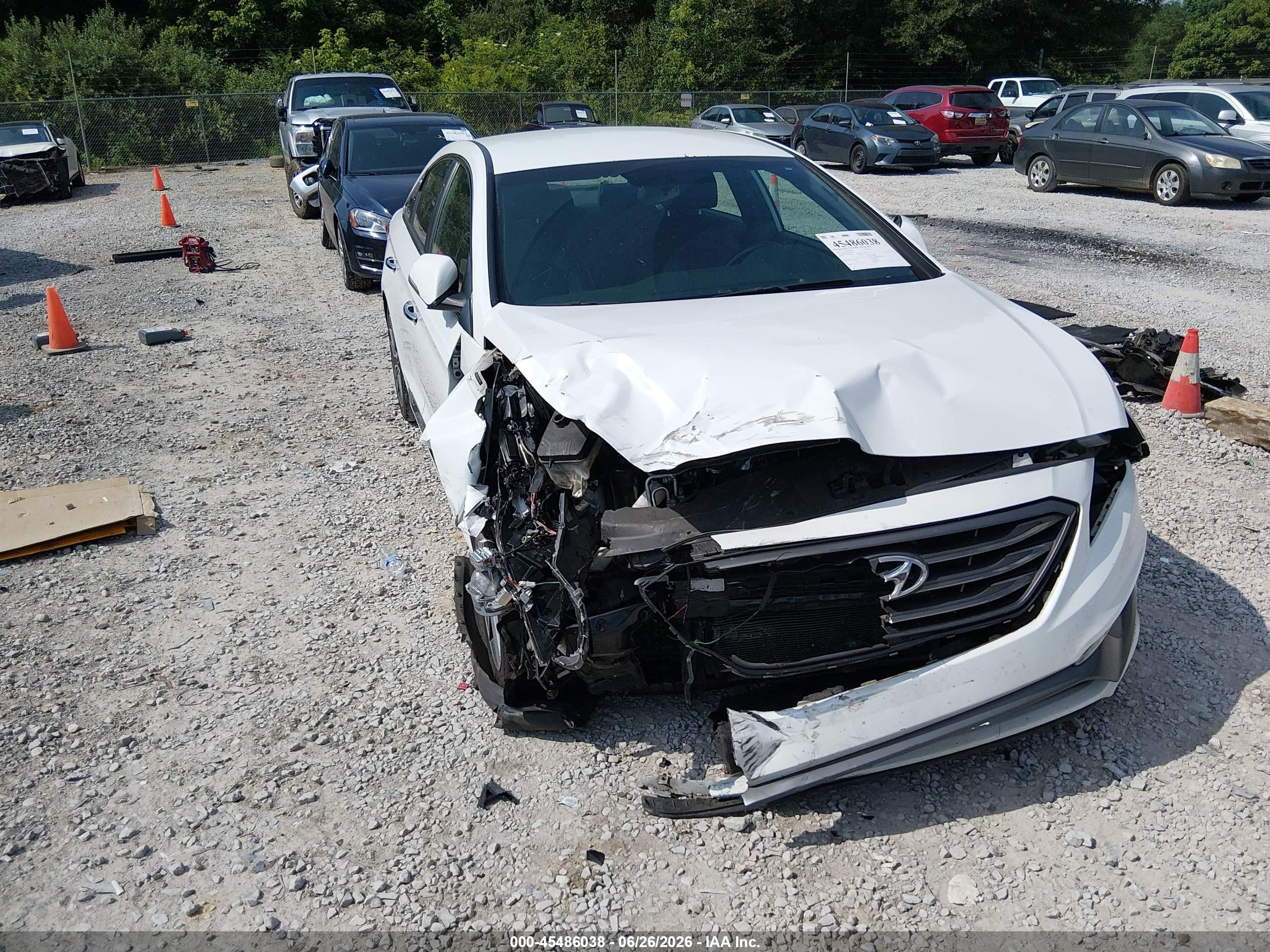 2015 Hyundai Sonata Sport 2.0t White vin: 5NPE34AB1FH184249