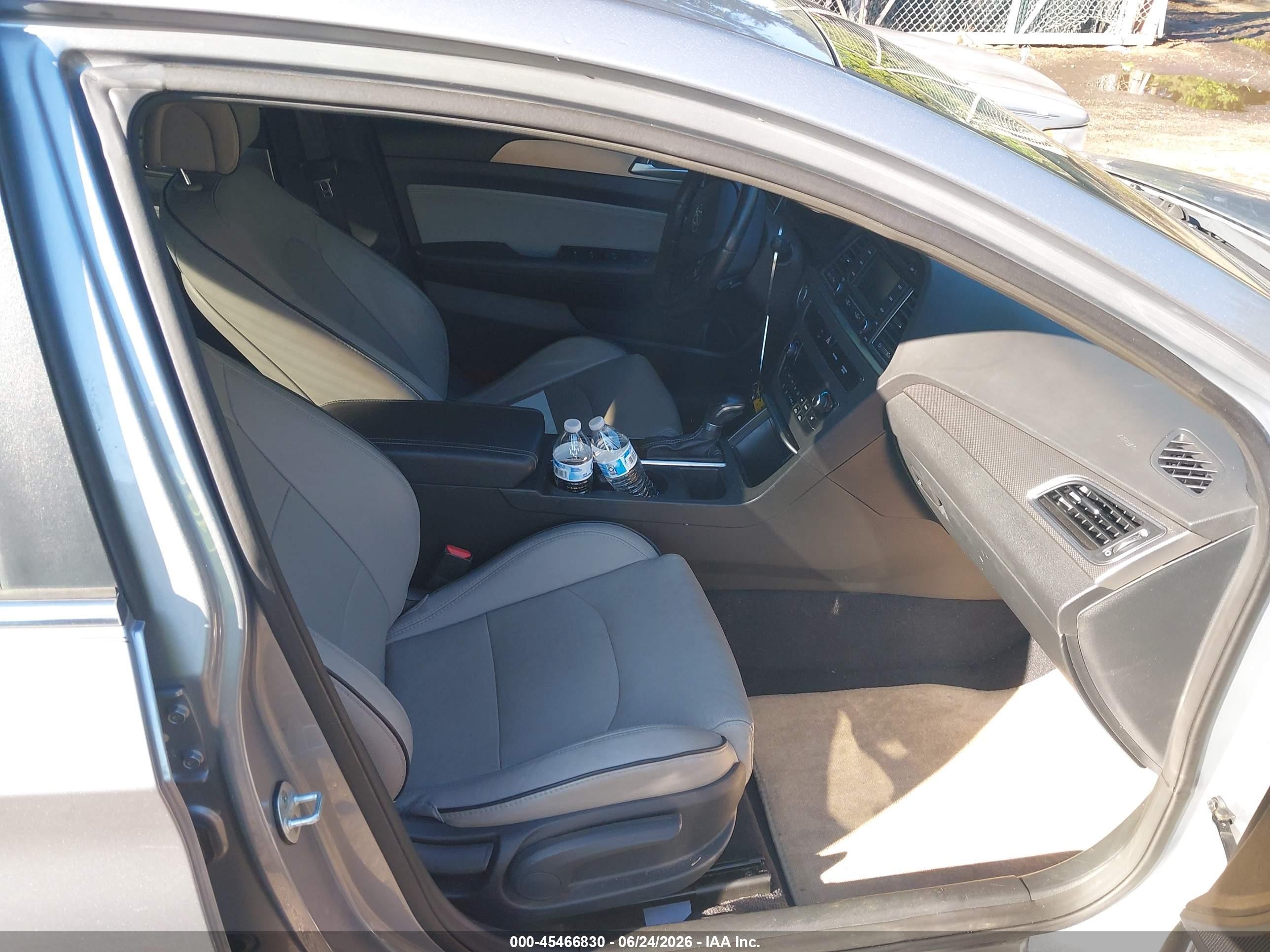 2015 Hyundai Sonata Sport 2.0t Silver vin: 5NPE34AB1FH229464