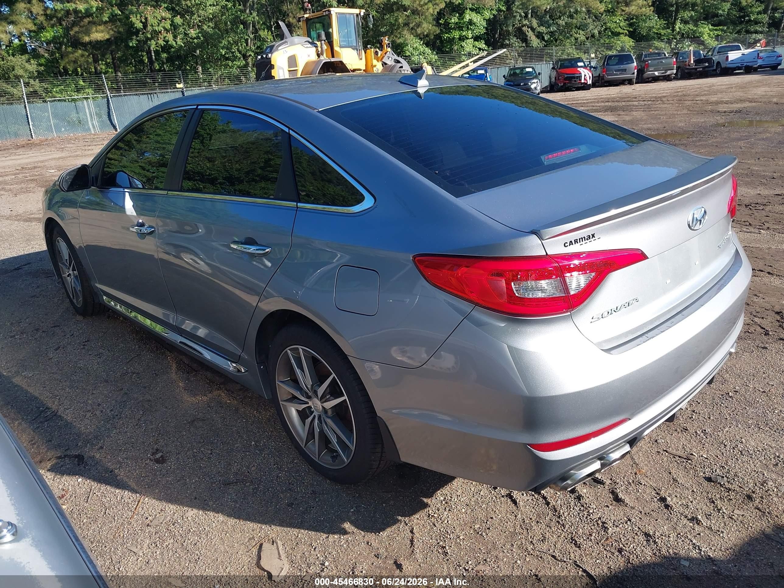 2015 Hyundai Sonata Sport 2.0t Silver vin: 5NPE34AB1FH229464