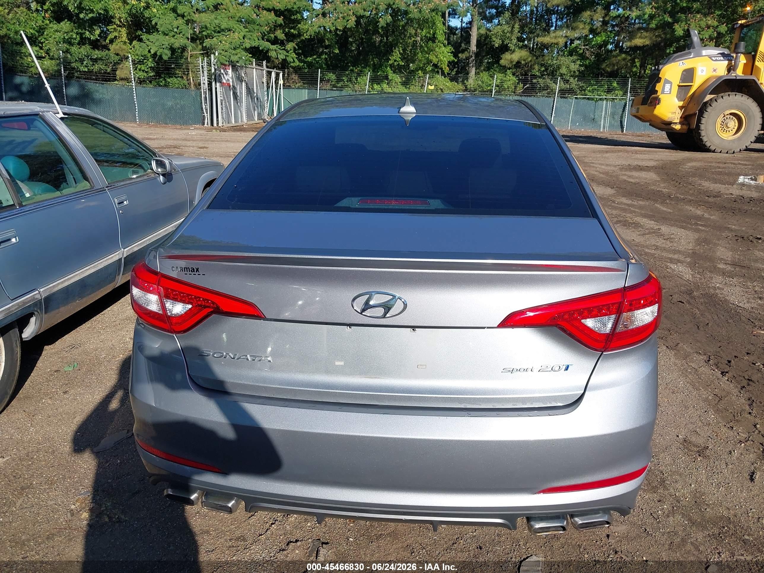 2015 Hyundai Sonata Sport 2.0t Silver vin: 5NPE34AB1FH229464