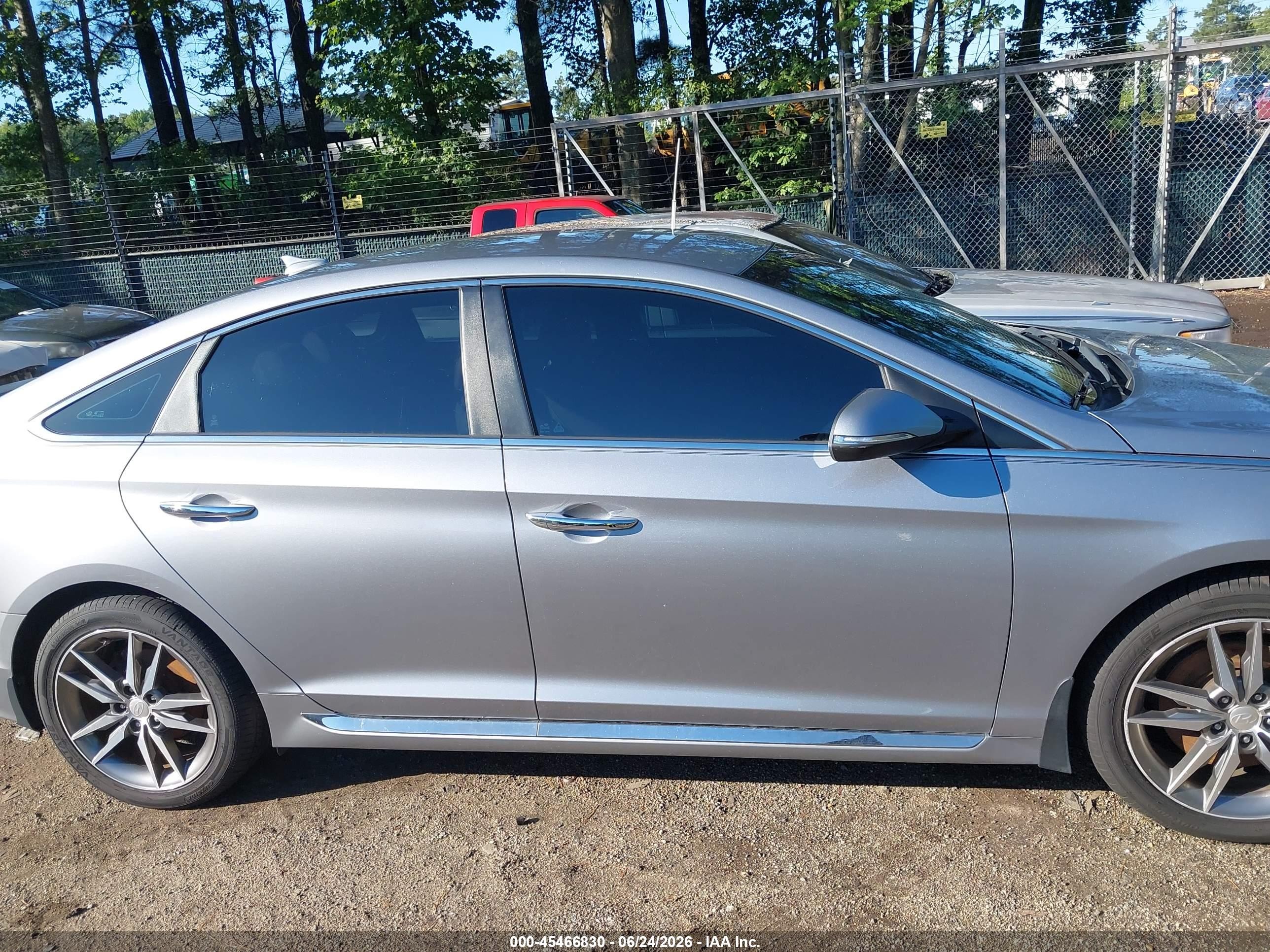 2015 Hyundai Sonata Sport 2.0t Silver vin: 5NPE34AB1FH229464