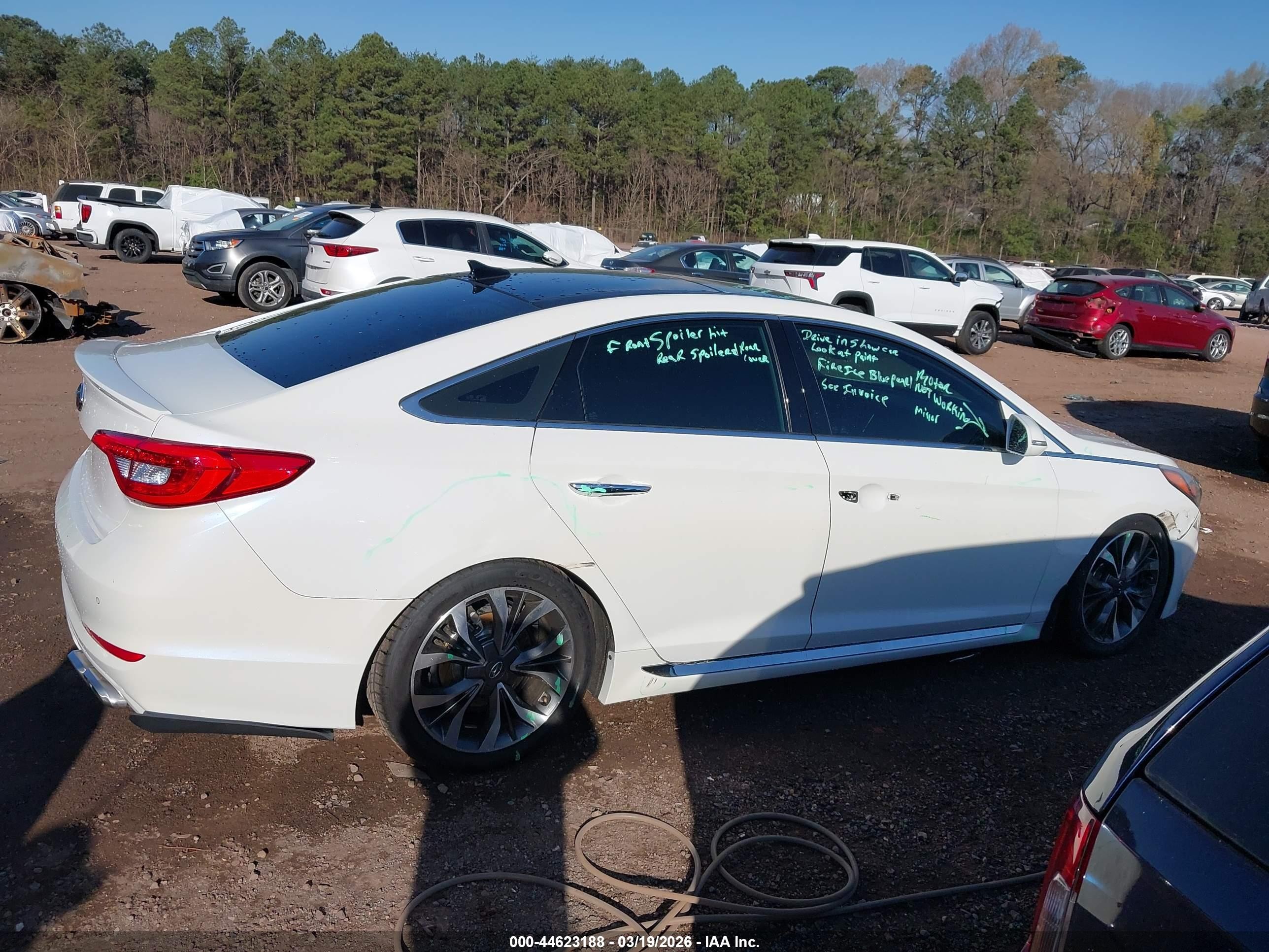 2015 Hyundai Sonata Limited 2.0t Белый vin: 5NPE34AB1FH253389