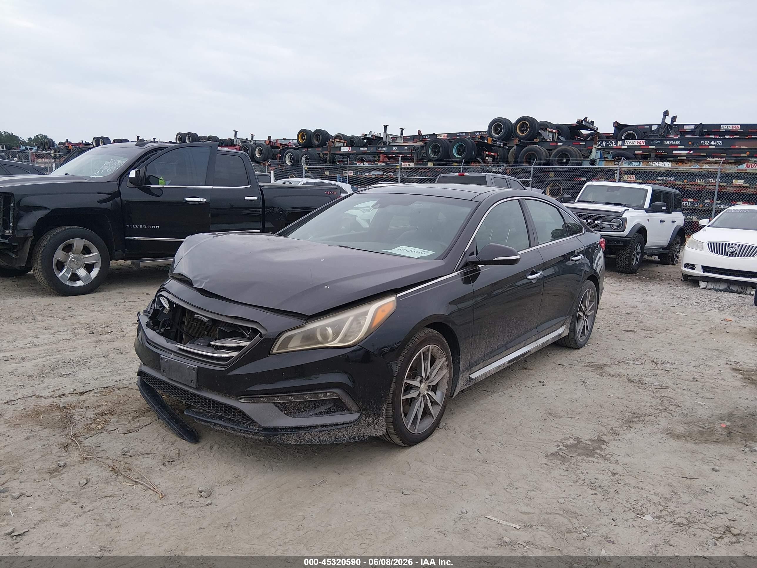 2015 Hyundai Sonata Sport 2.0t Черный vin: 5NPE34AB2FH073175