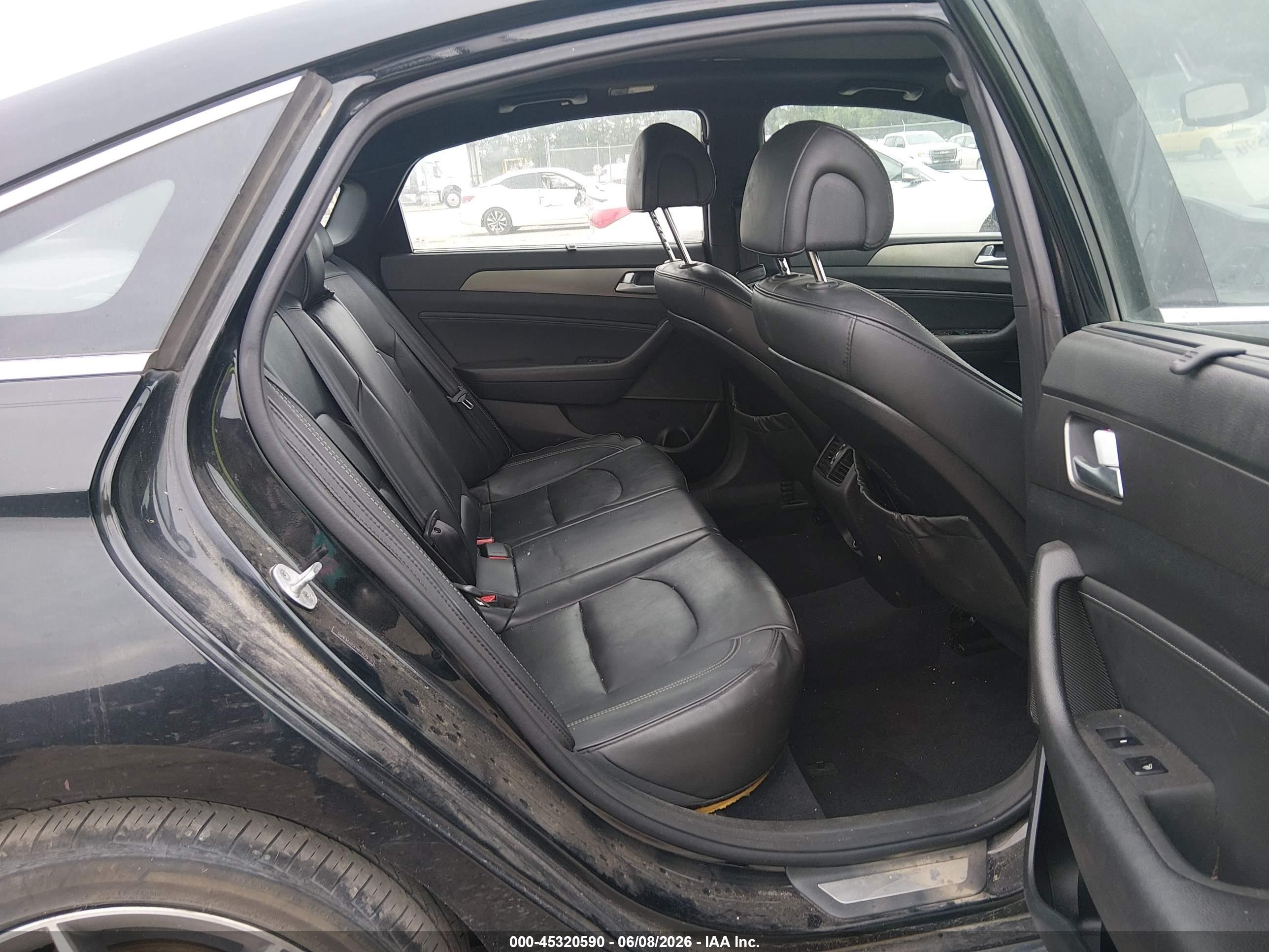 2015 Hyundai Sonata Sport 2.0t Черный vin: 5NPE34AB2FH073175