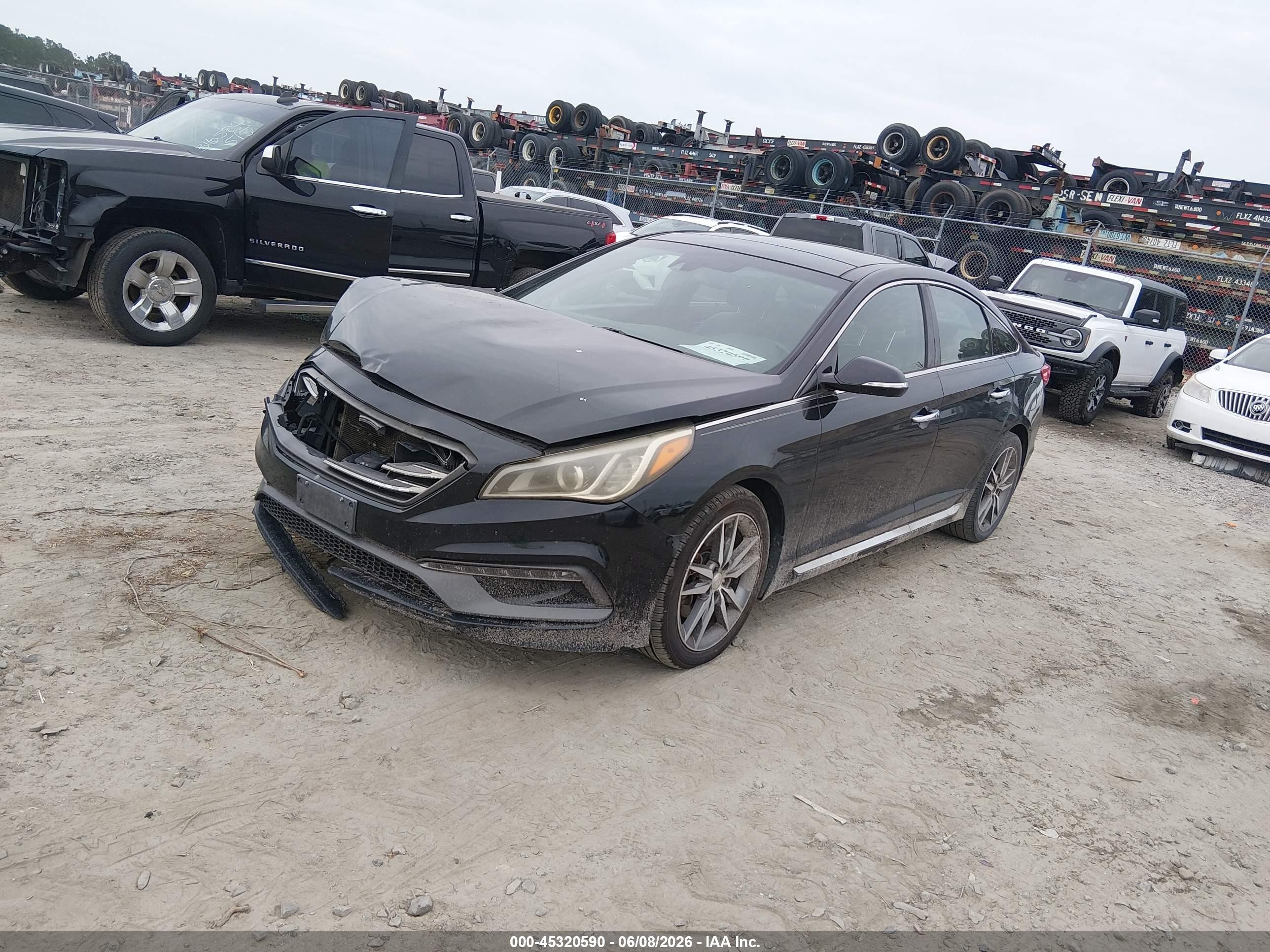 2015 Hyundai Sonata Sport 2.0t Черный vin: 5NPE34AB2FH073175