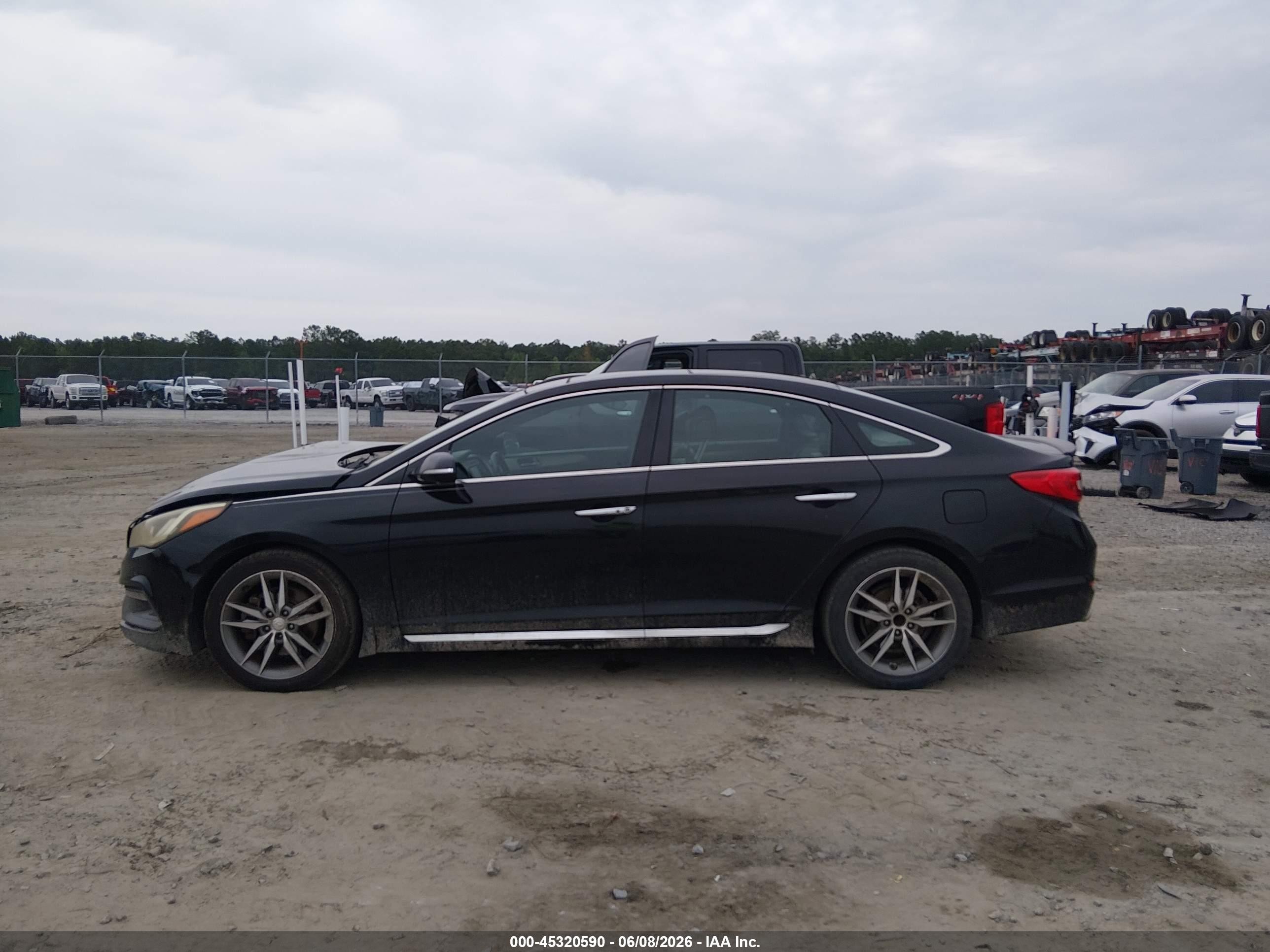 2015 Hyundai Sonata Sport 2.0t Черный vin: 5NPE34AB2FH073175