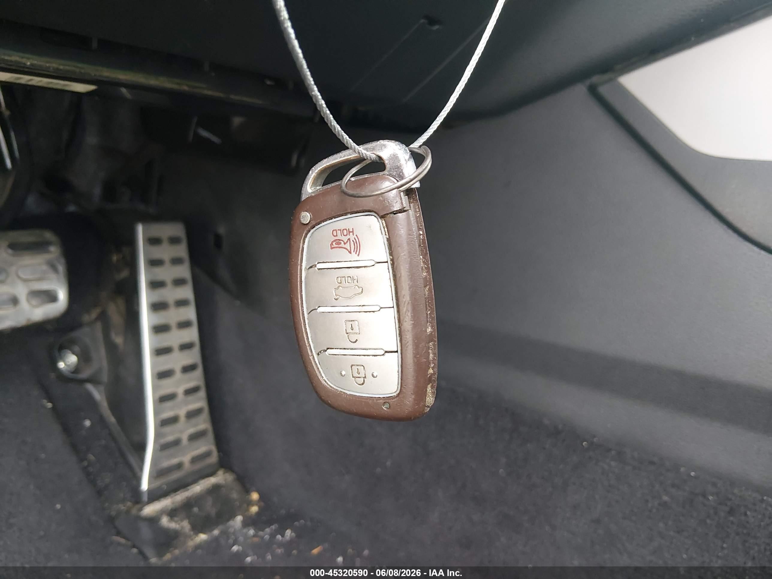 2015 Hyundai Sonata Sport 2.0t Черный vin: 5NPE34AB2FH073175