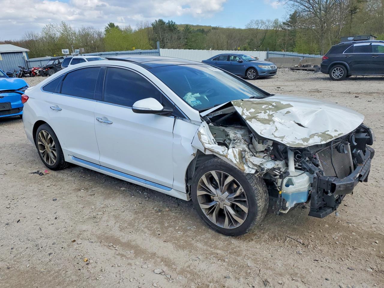 2015 Hyundai Sonata Limited 2.0t White vin: 5NPE34AB2FH125193