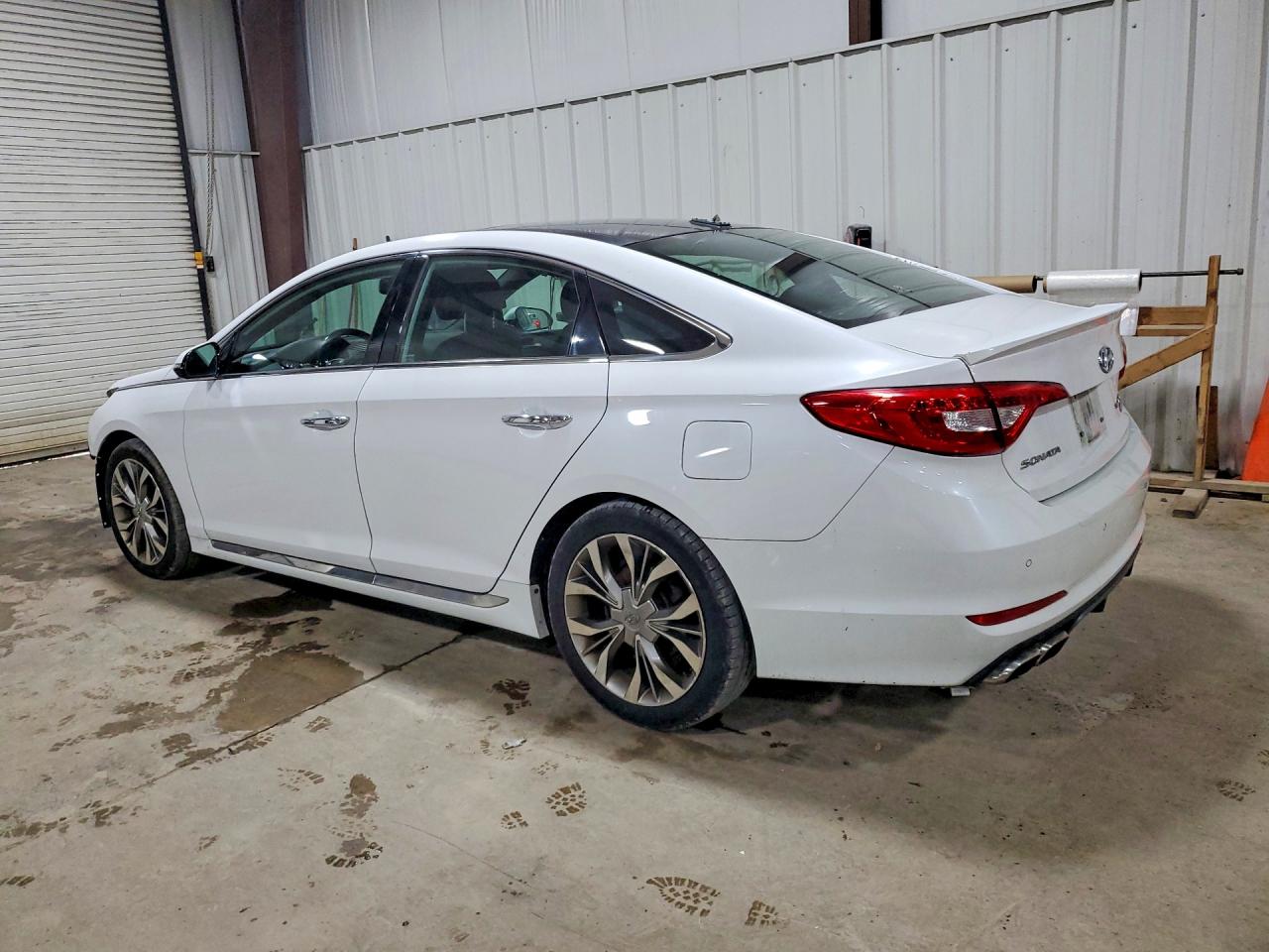 2015 Hyundai Sonata Limited 2.0t White vin: 5NPE34AB2FH125808