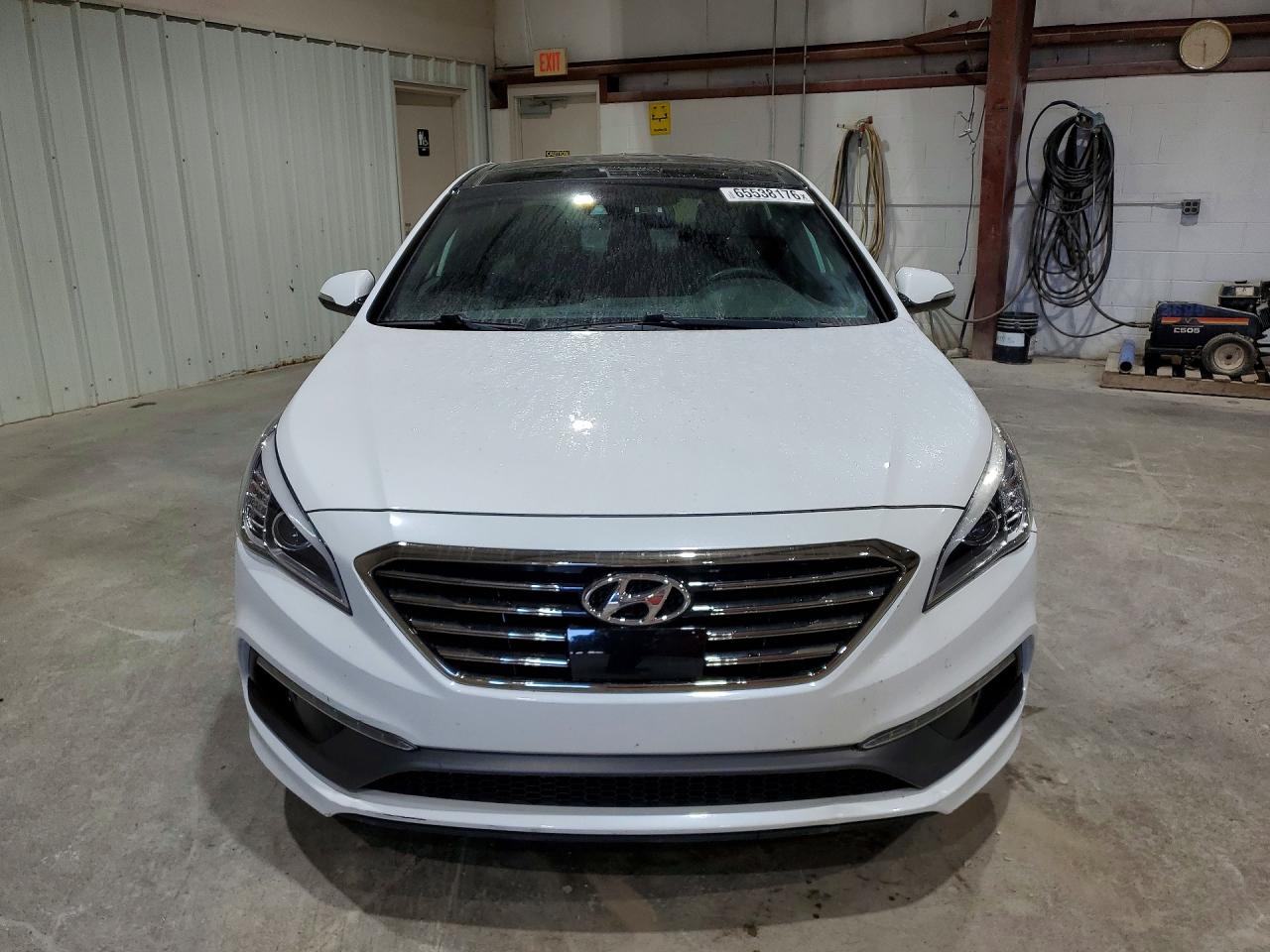 2015 Hyundai Sonata Limited 2.0t Silver vin: 5NPE34AB2FH133617
