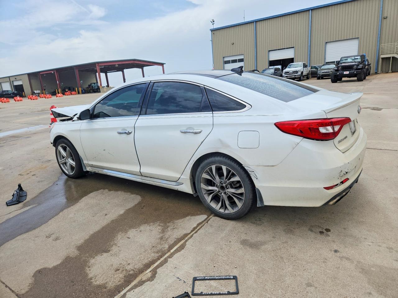 2015 Hyundai Sonata Limited 2.0t White vin: 5NPE34AB2FH149672