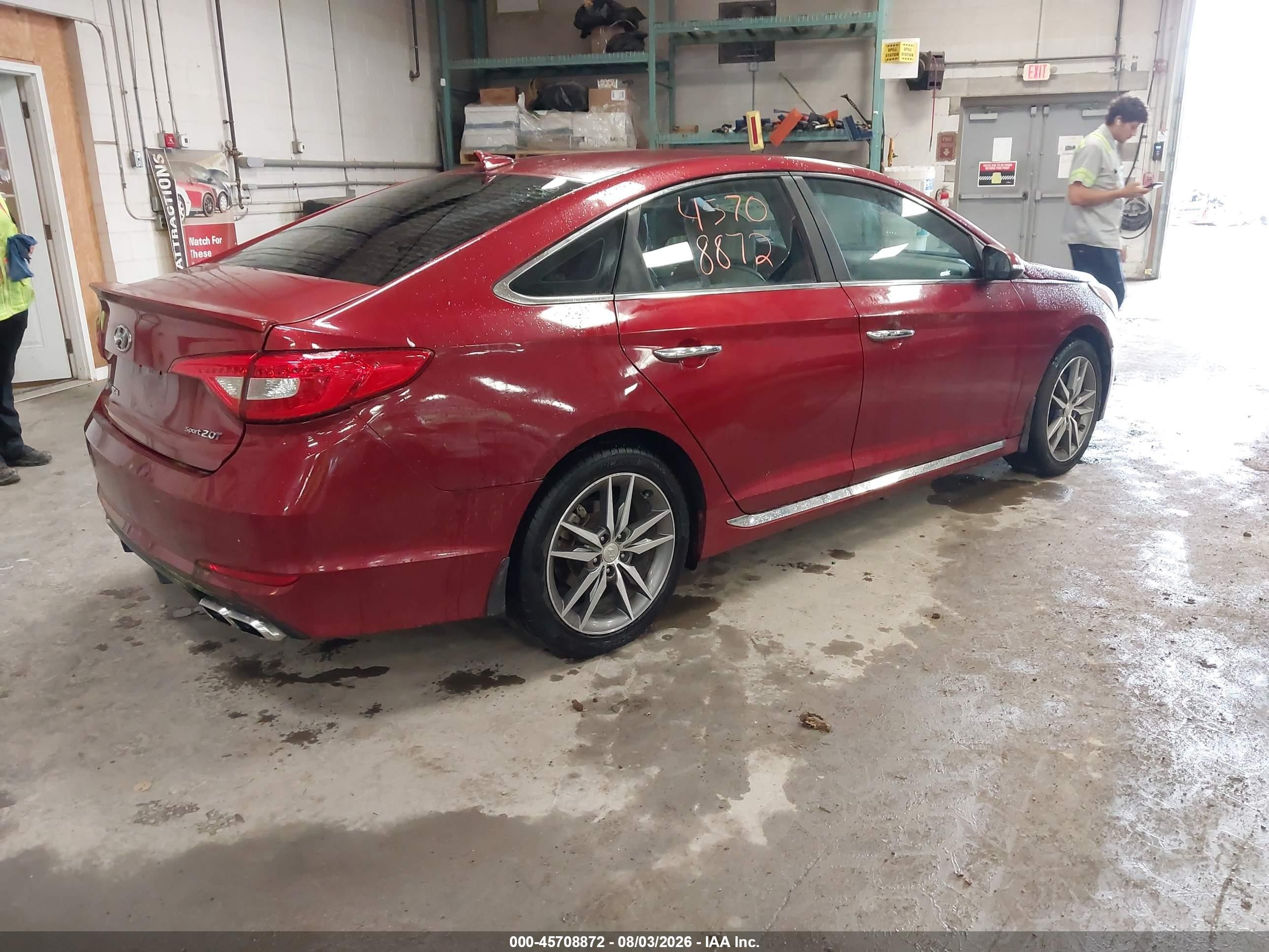 2015 Hyundai Sonata Sport 2.0t Красный vin: 5NPE34AB2FH157352