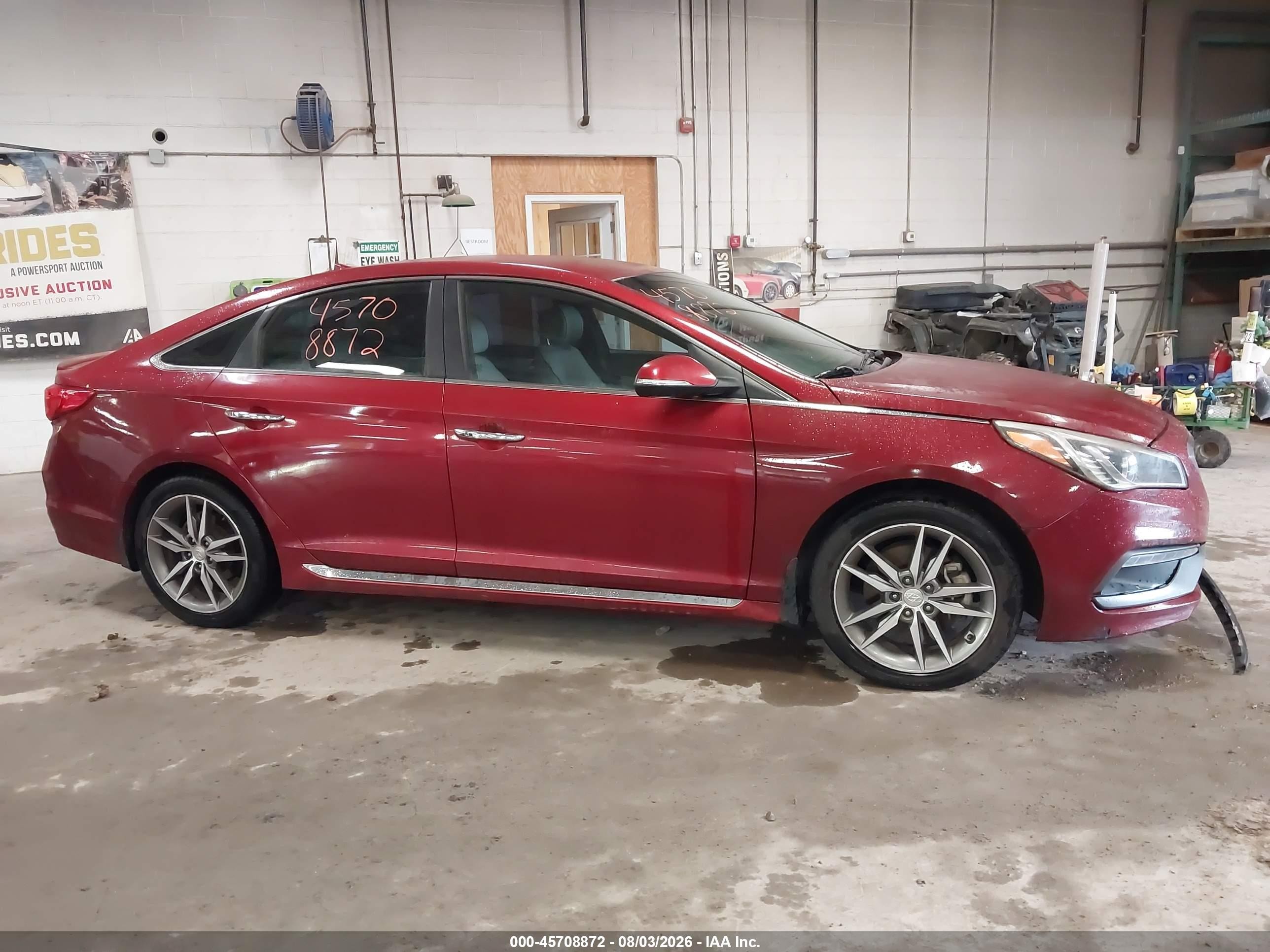2015 Hyundai Sonata Sport 2.0t Красный vin: 5NPE34AB2FH157352