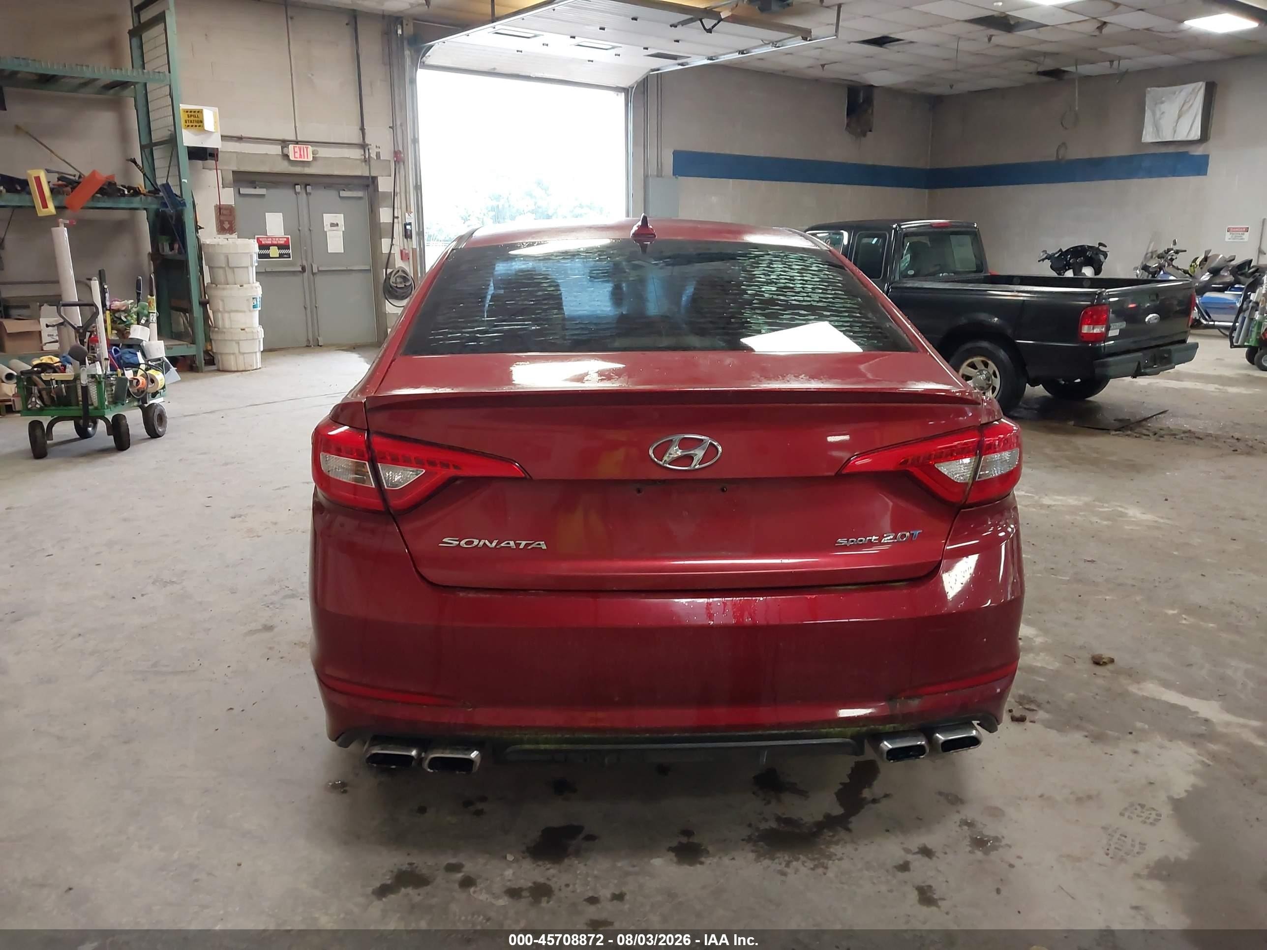 2015 Hyundai Sonata Sport 2.0t Красный vin: 5NPE34AB2FH157352