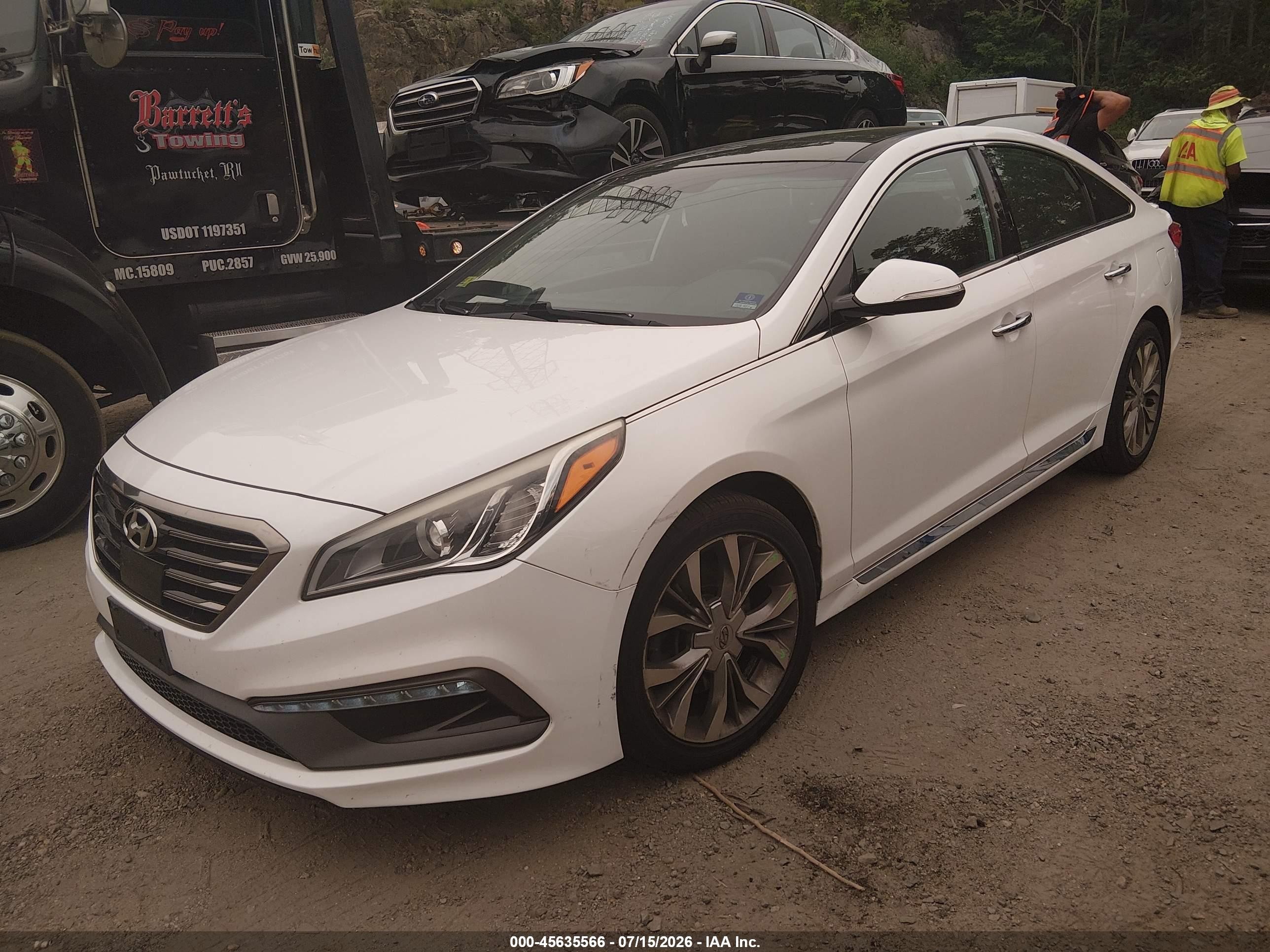 2015 Hyundai Sonata Limited 2.0t White vin: 5NPE34AB2FH257659