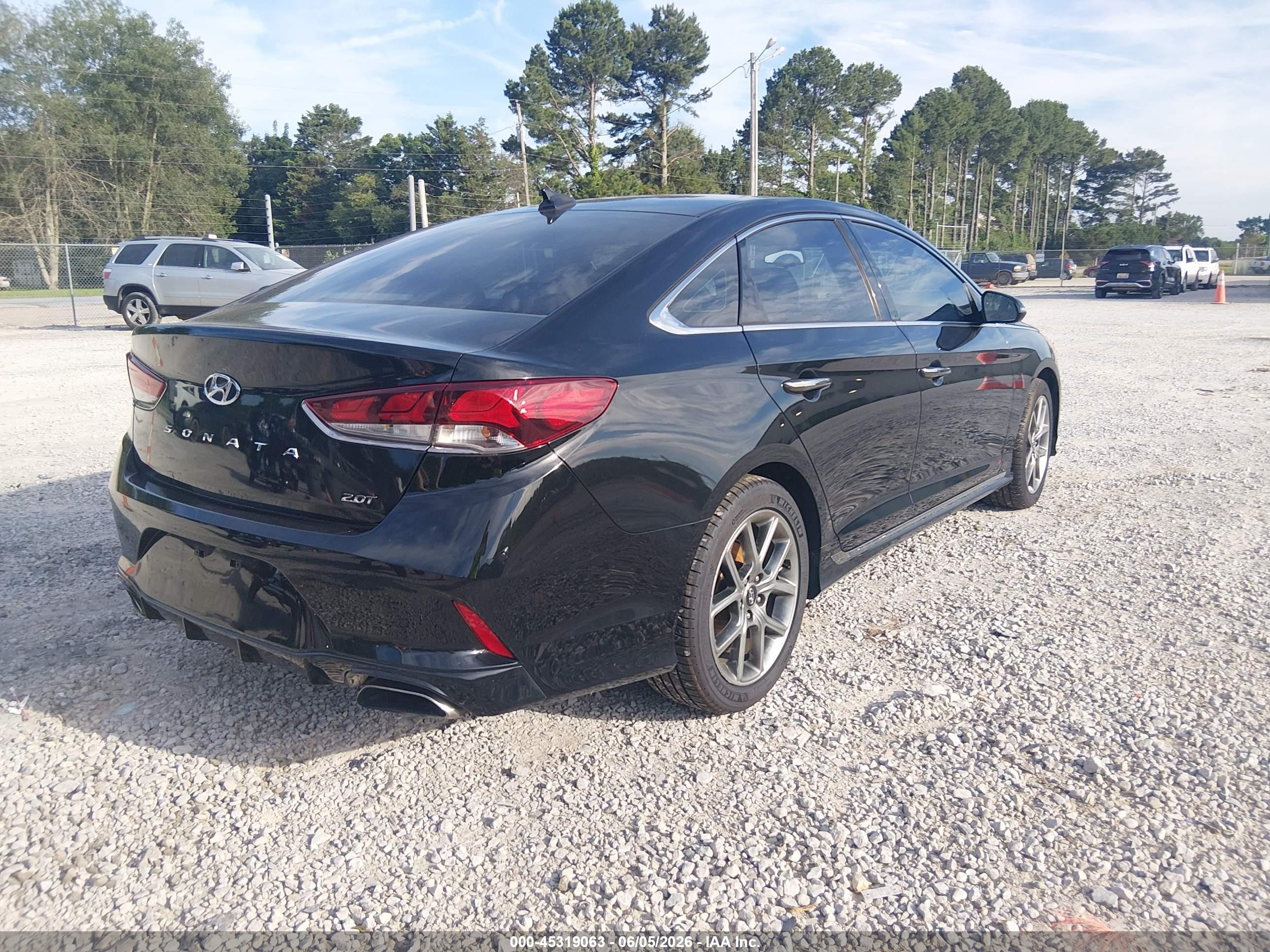 2018 Hyundai Sonata Sport 2.0t Черный vin: 5NPE34AB2JH681657