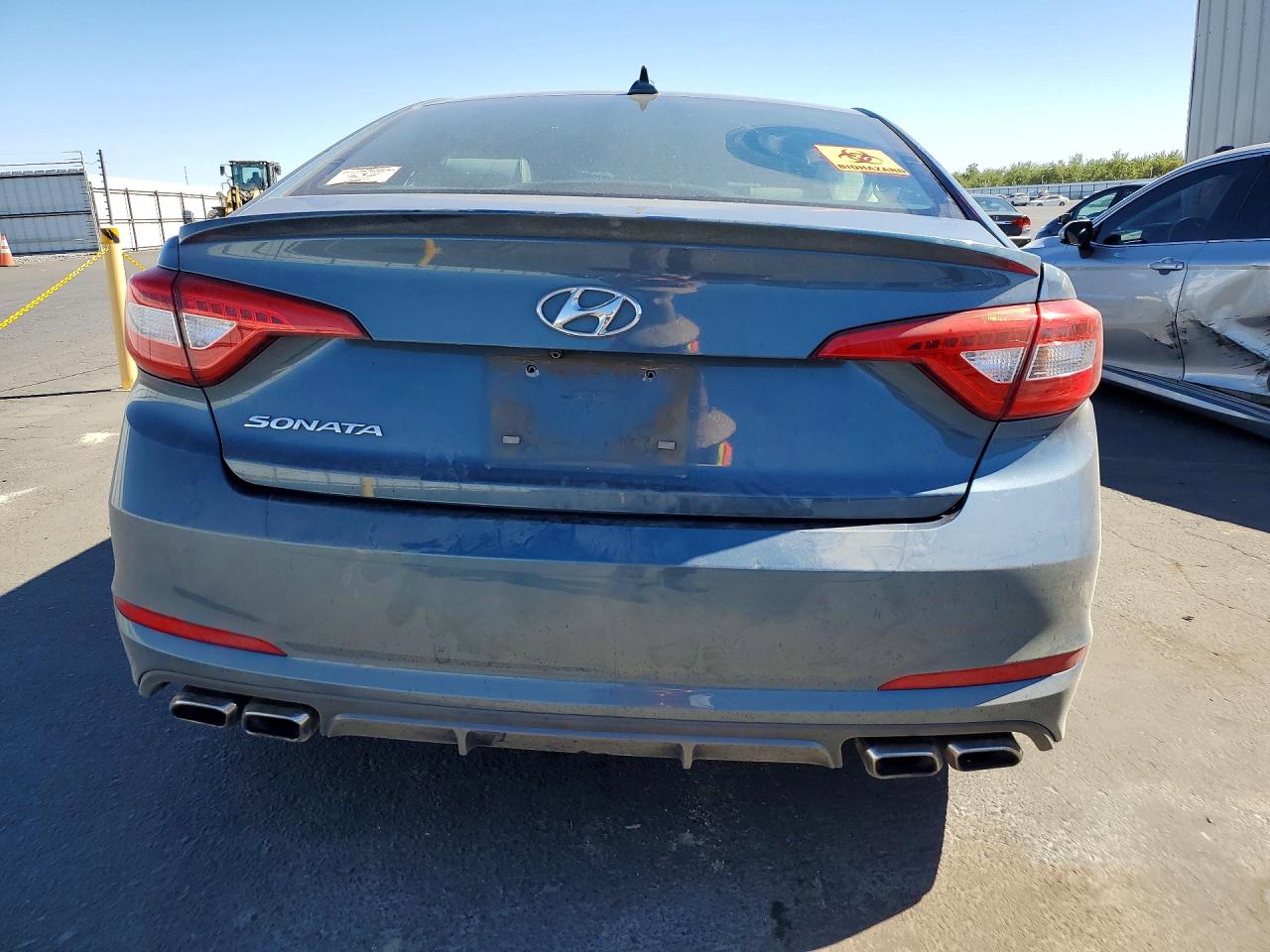 2015 Hyundai Sonata Sport 2.0t Blue vin: 5NPE34AB3FH089174