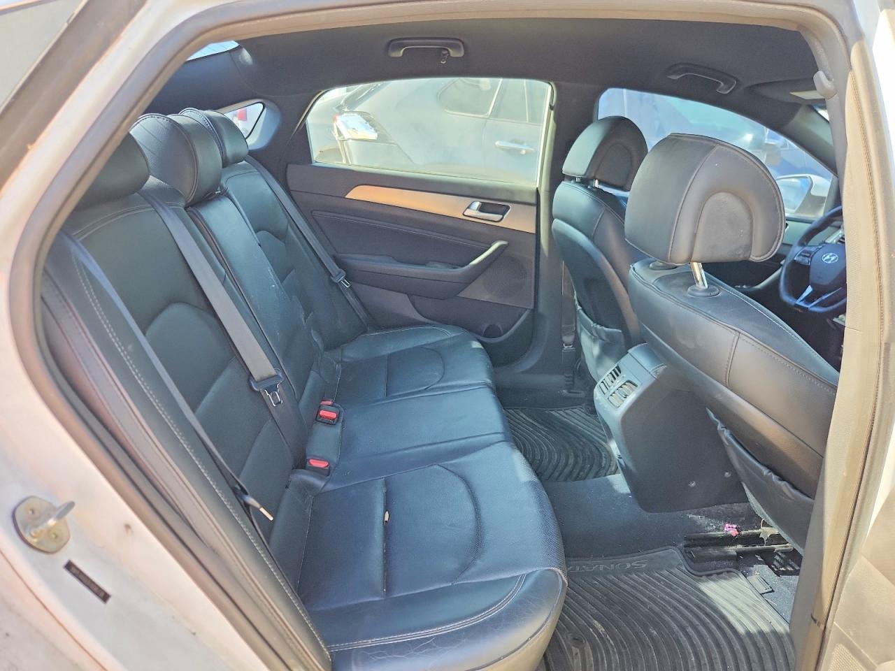 2015 Hyundai Sonata Sport 2.0t White vin: 5NPE34AB3FH096738