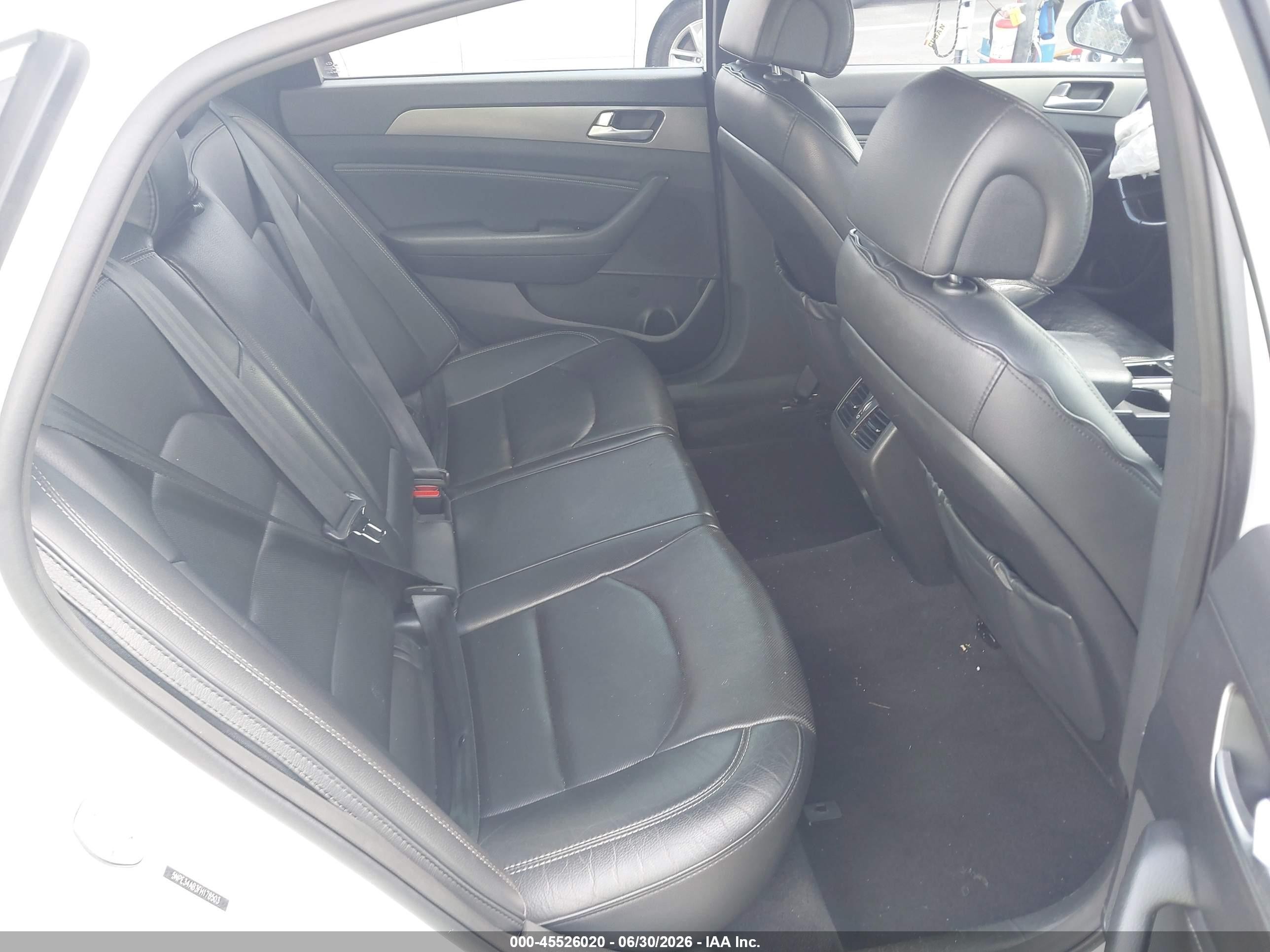 2015 Hyundai Sonata Sport 2.0t Белый vin: 5NPE34AB3FH178503
