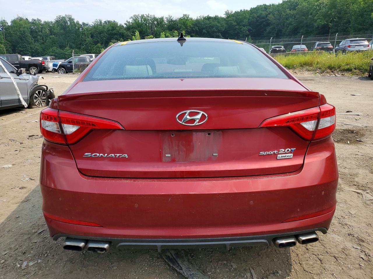 2015 Hyundai Sonata Limited 2.0t Red vin: 5NPE34AB3FH182633