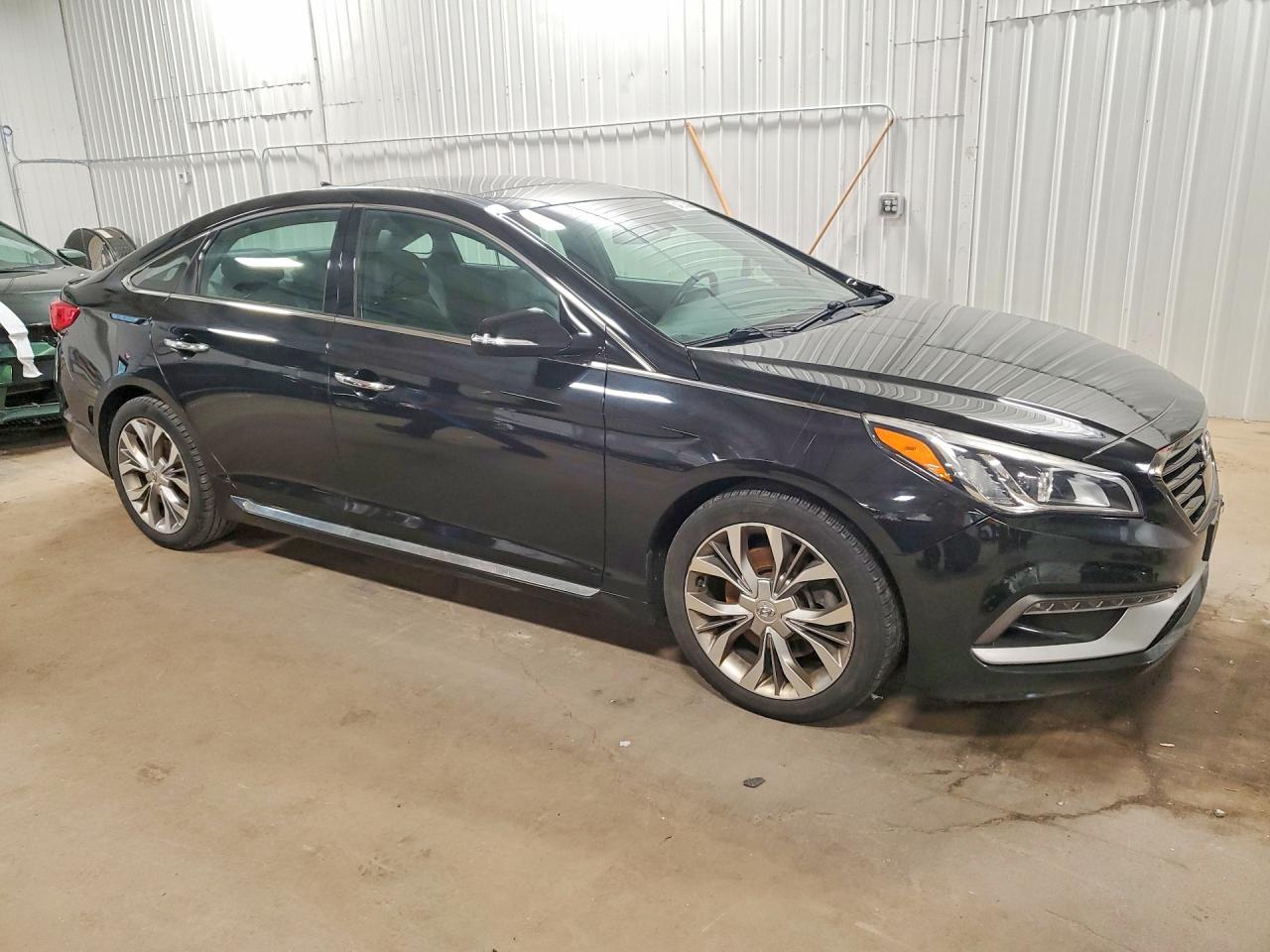 2015 Hyun Sonata Black vin: 5NPE34AB3FH200130