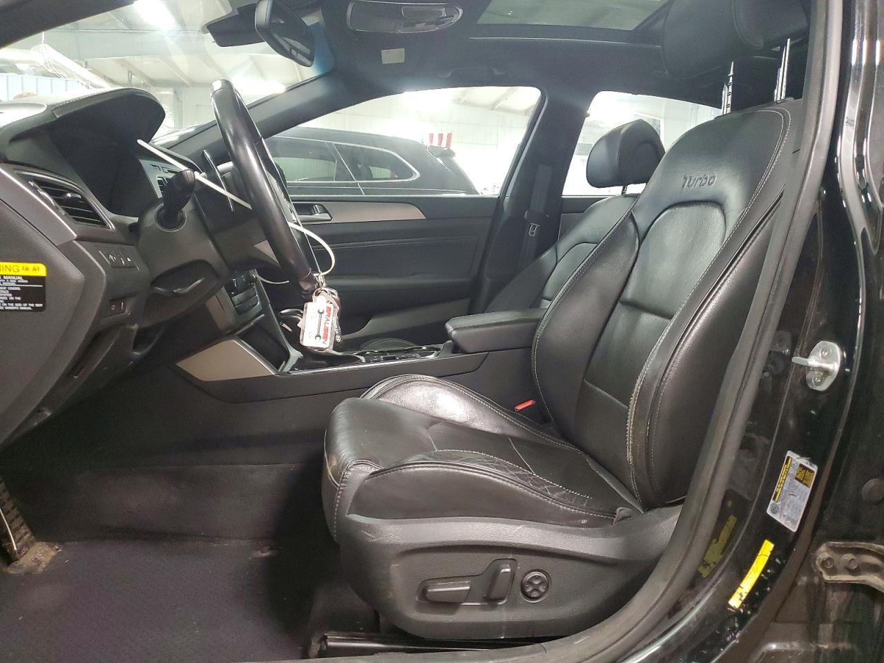 2015 Hyun Sonata Black vin: 5NPE34AB3FH200130