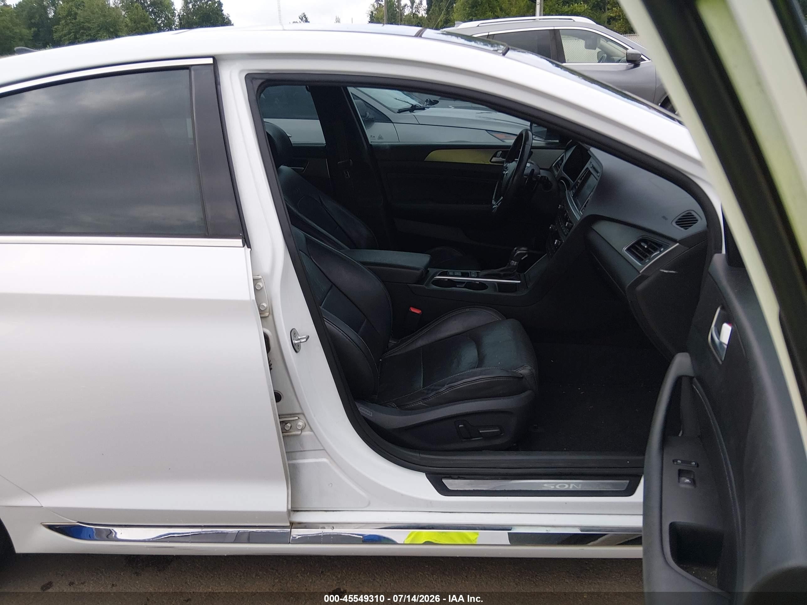 2015 Hyundai Sonata Limited 2.0t White vin: 5NPE34AB3FH247500
