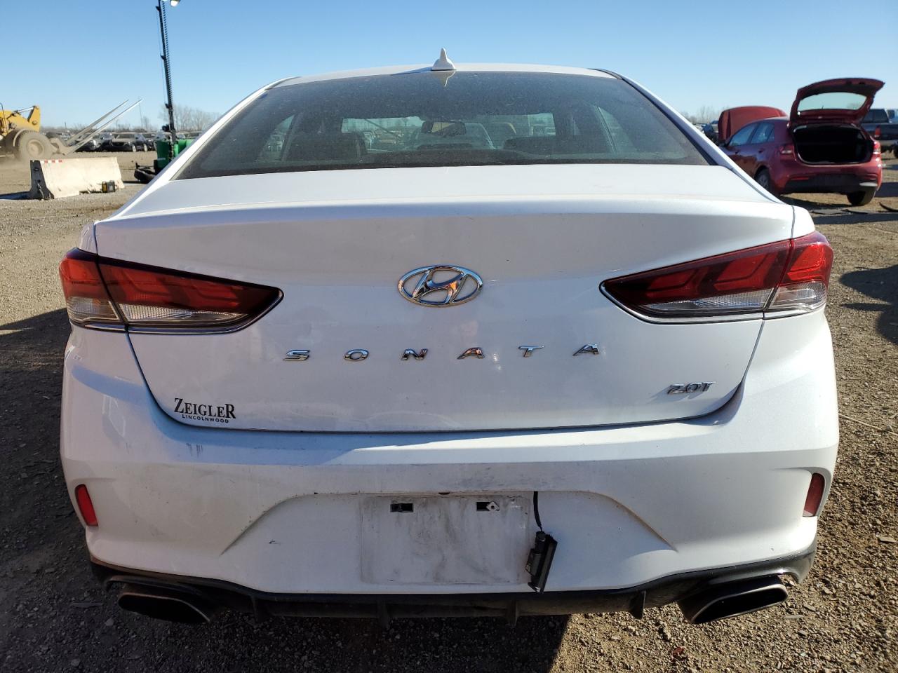 2018 Hyundai Sonata Sport White vin: 5NPE34AB3JH693901