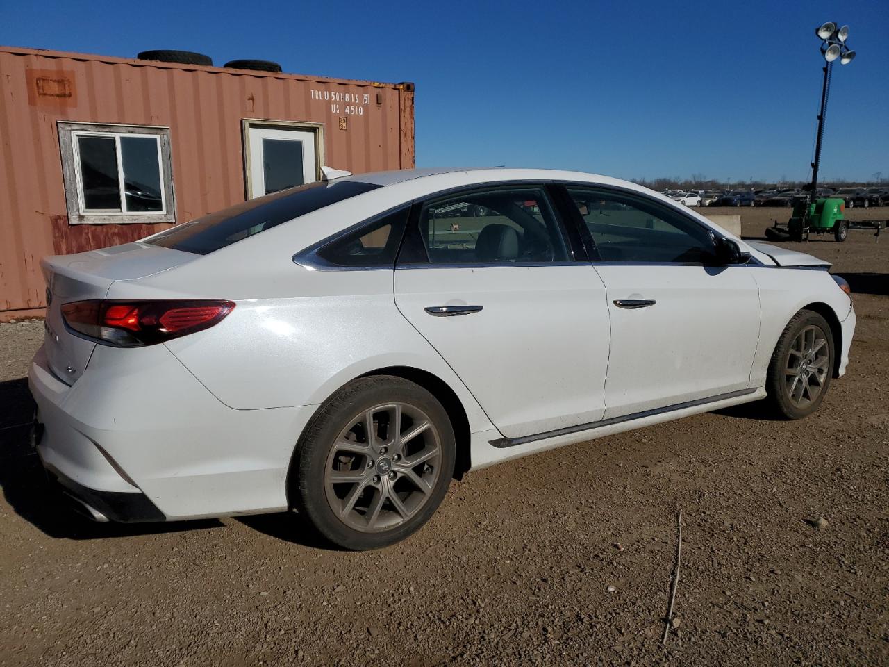 2018 Hyundai Sonata Sport White vin: 5NPE34AB3JH693901