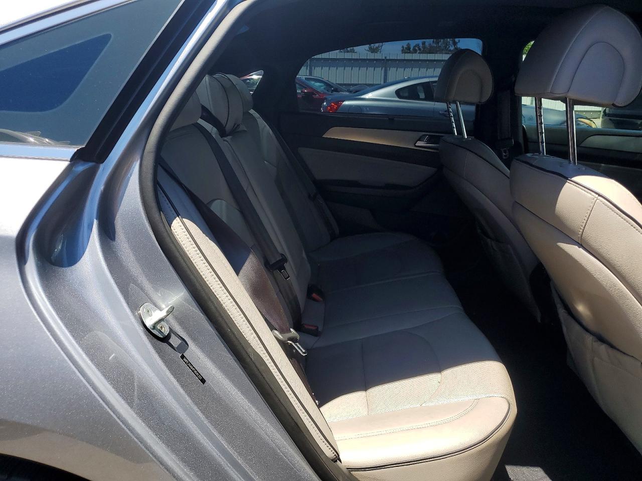 2015 Hyundai Sonata Sport 2.0t Silver vin: 5NPE34AB4FH041201