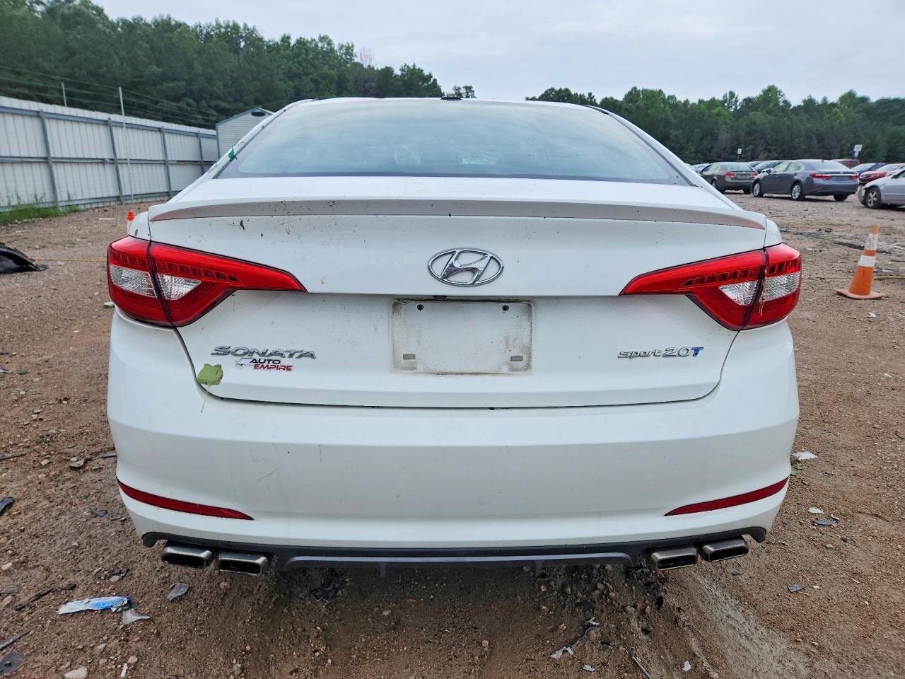 2015 Hyundai Sonata Sport 2.0t Белый vin: 5NPE34AB4FH110243
