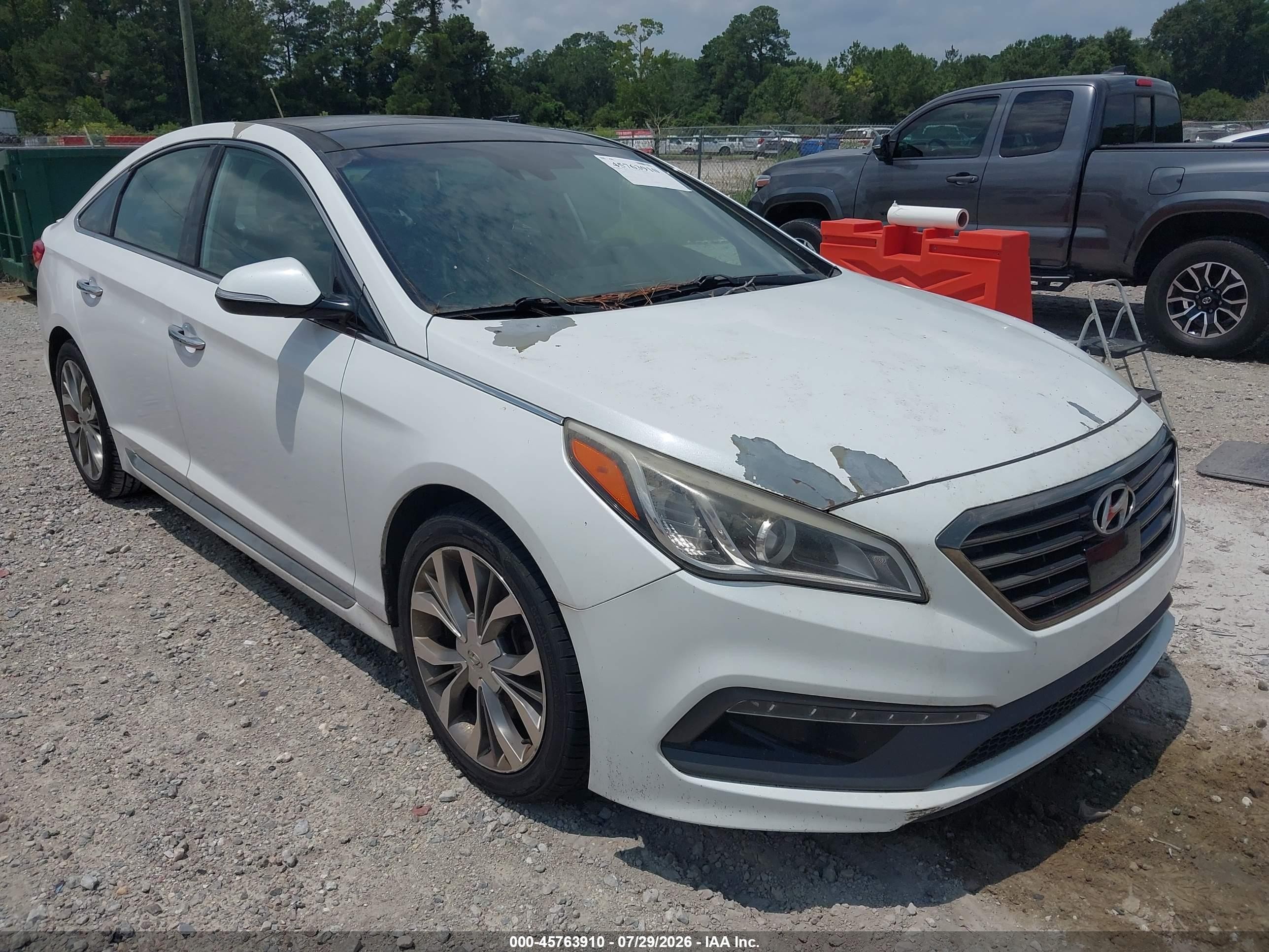 2015 Hyundai Sonata Limited 2.0t White vin: 5NPE34AB4FH110422