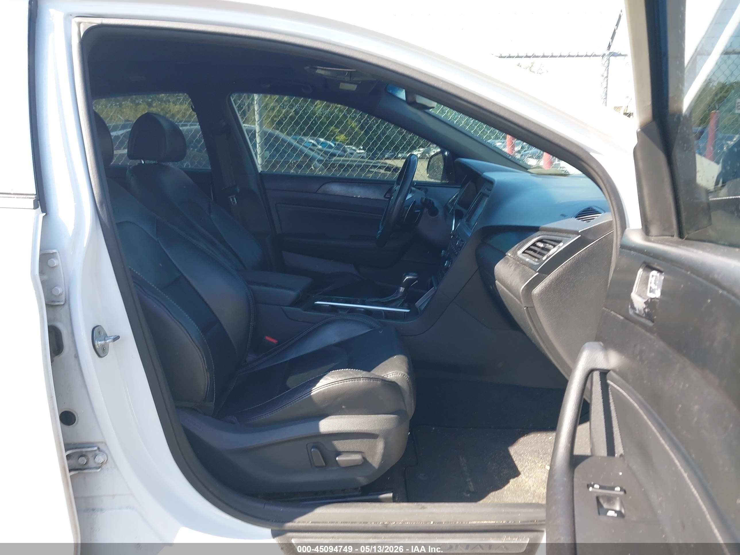 2015 Hyundai Sonata Limited 2.0t White vin: 5NPE34AB4FH180745